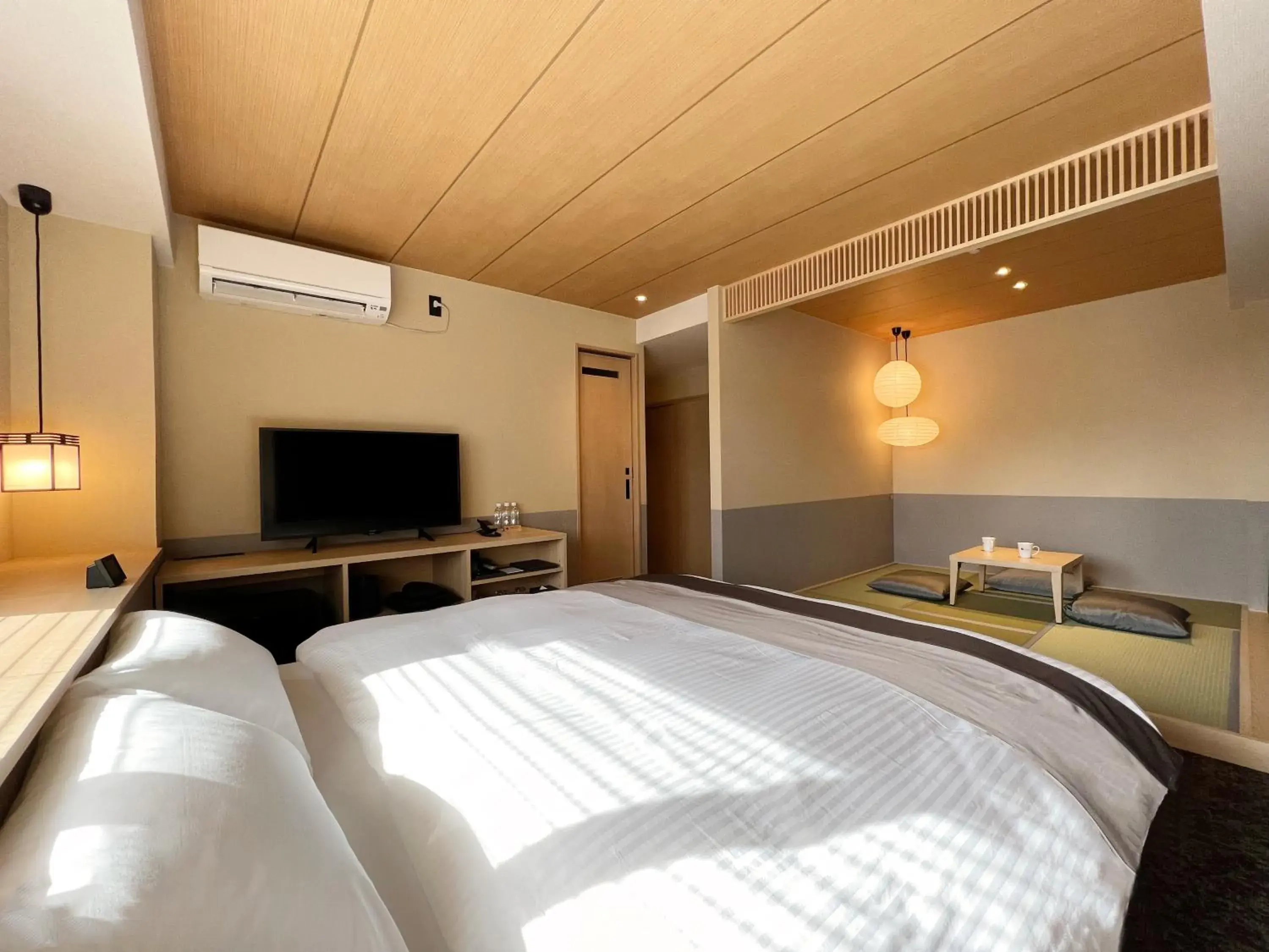 Photo of the whole room, Bed in Rinn Gion Yasaka