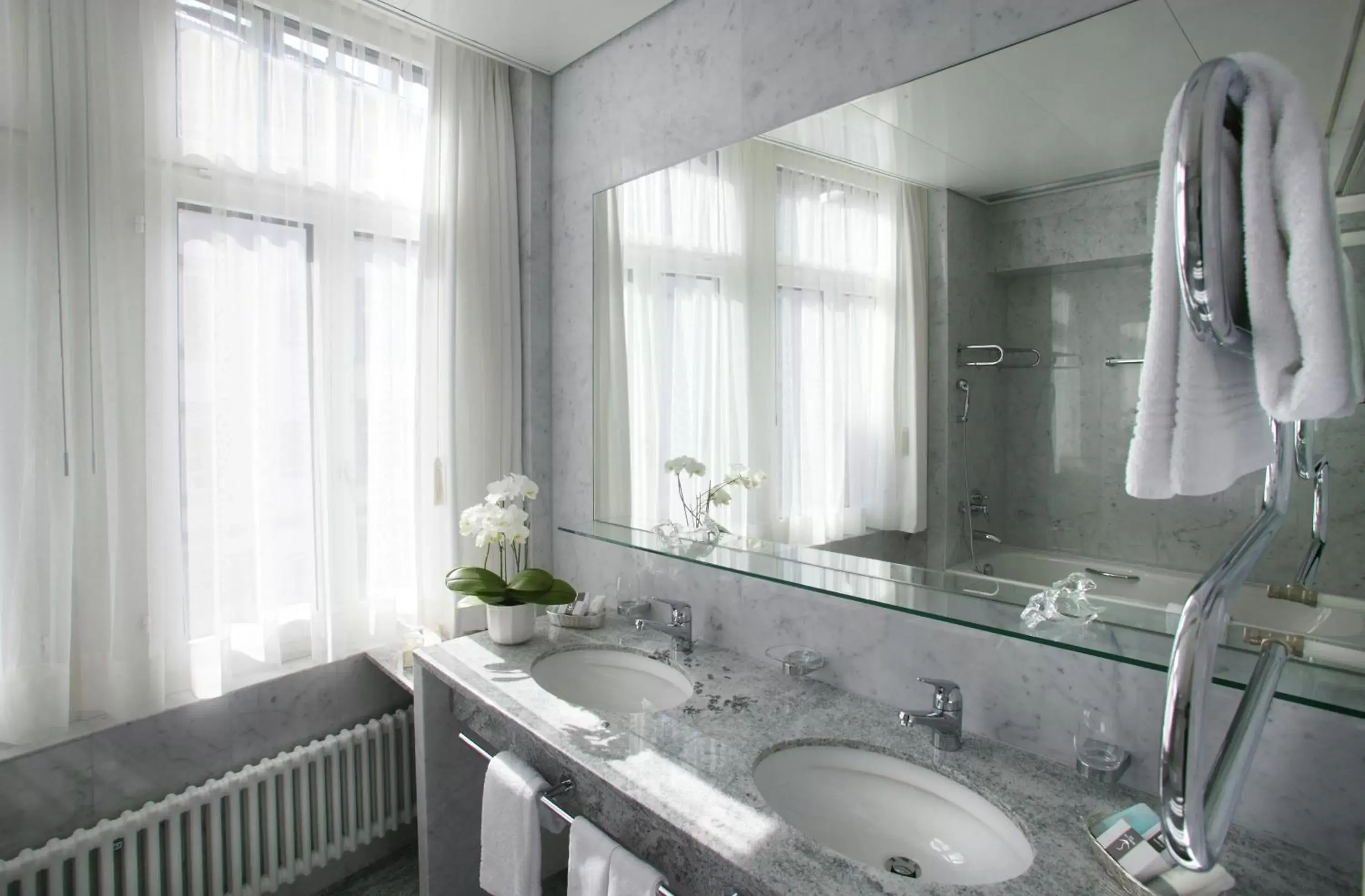 Bathroom in Einstein St. Gallen Bathroom in Einstein St. Gallen