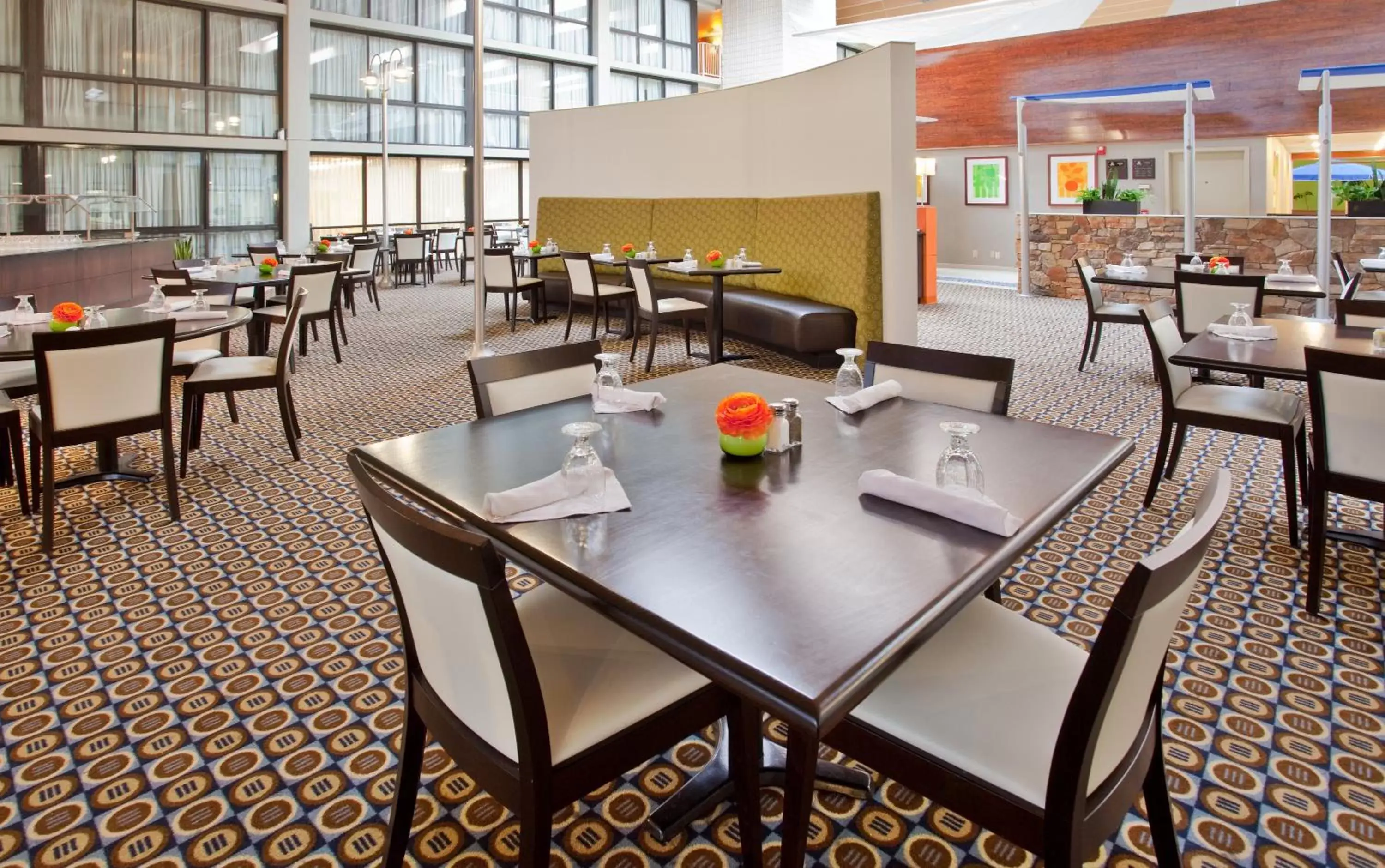 Restaurant/Places to Eat in Wingate by Wyndham Kansas City