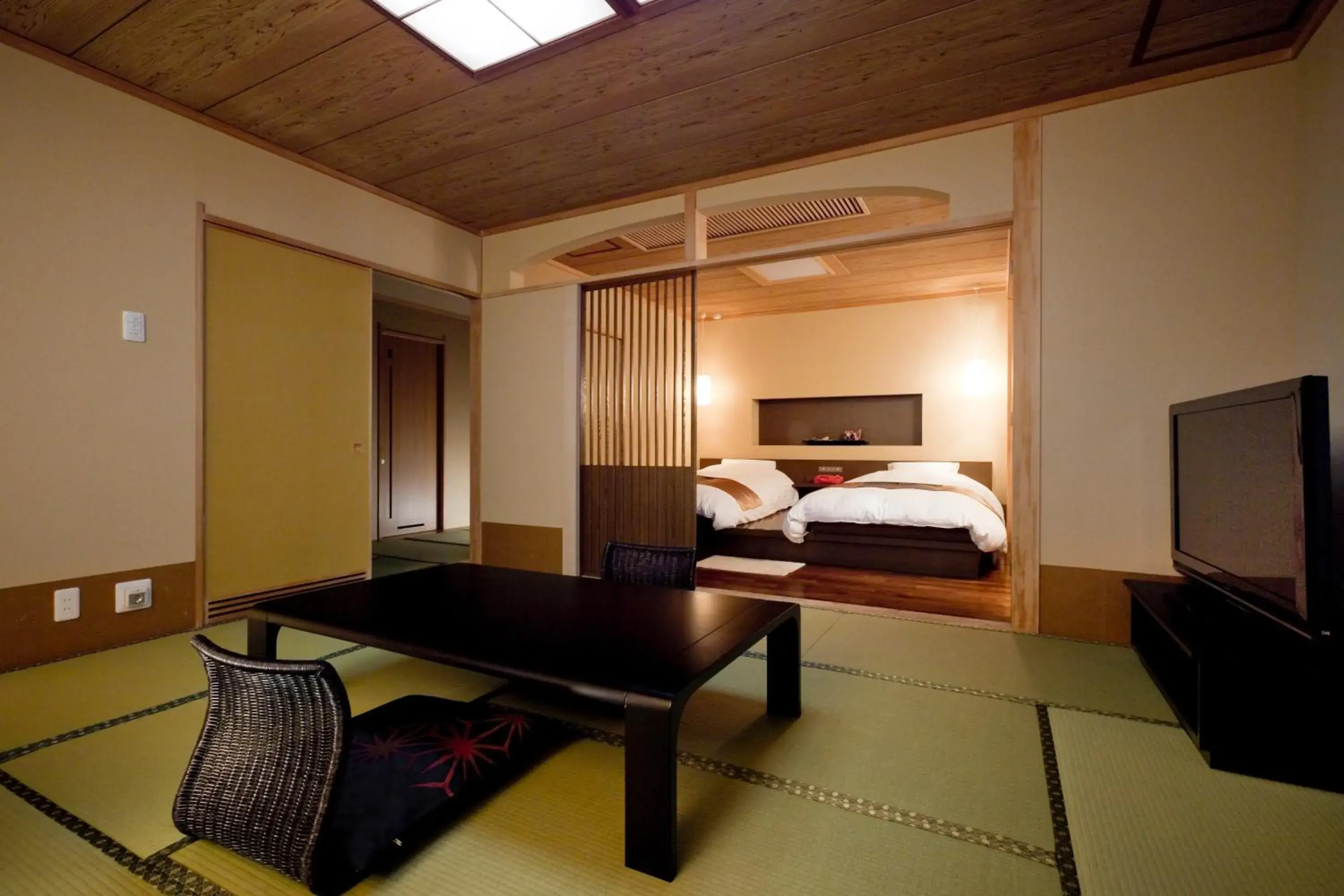 Photo of the whole room in Shogetsu Grand Hotel