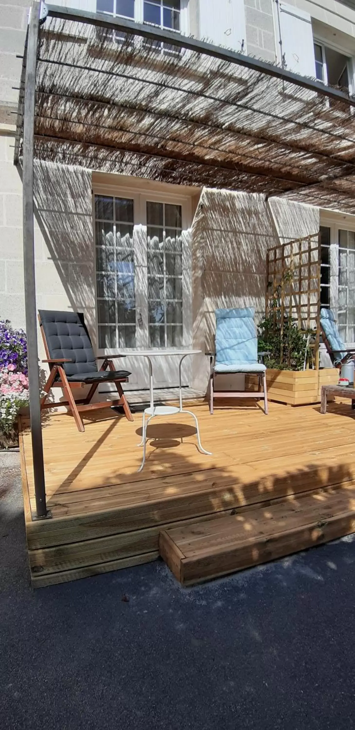 Patio, Swimming Pool in A L'OMBRE DE LA TREILLE -Proche Saint-Emilion