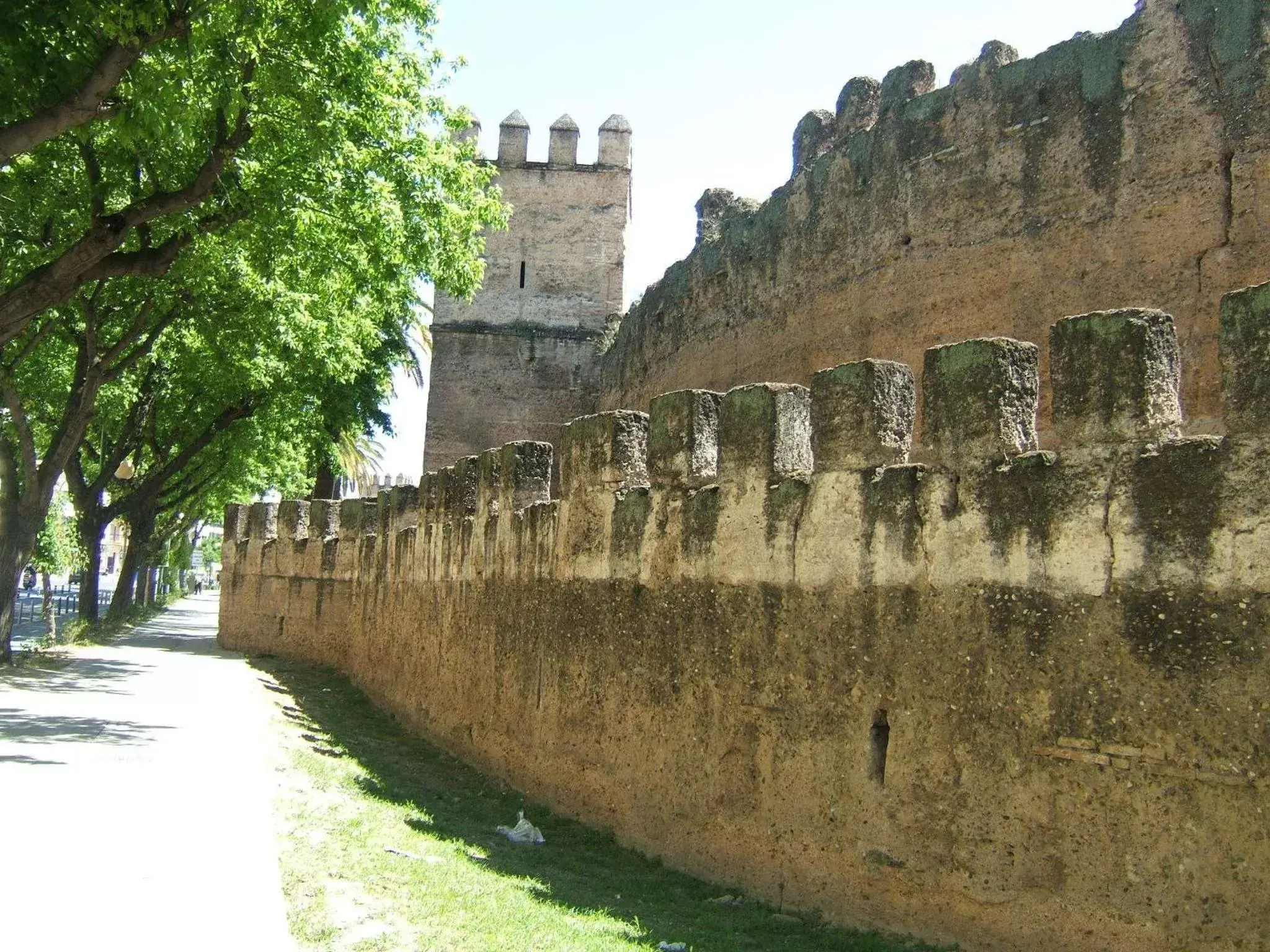 Facade/entrance, Property Building in Alcoba del Rey de Sevilla