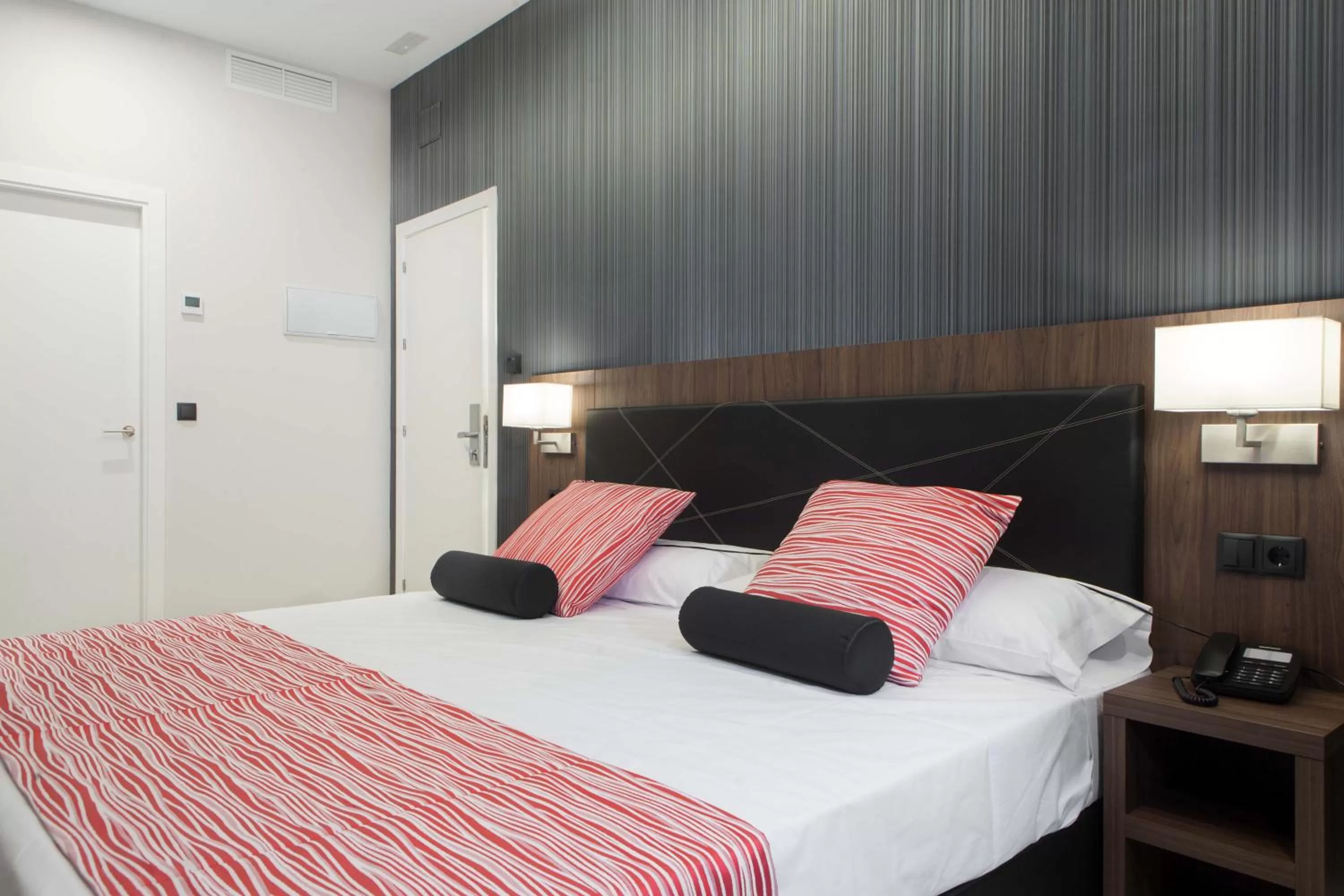 Bed in Itaca Artemisa by Soho Boutique