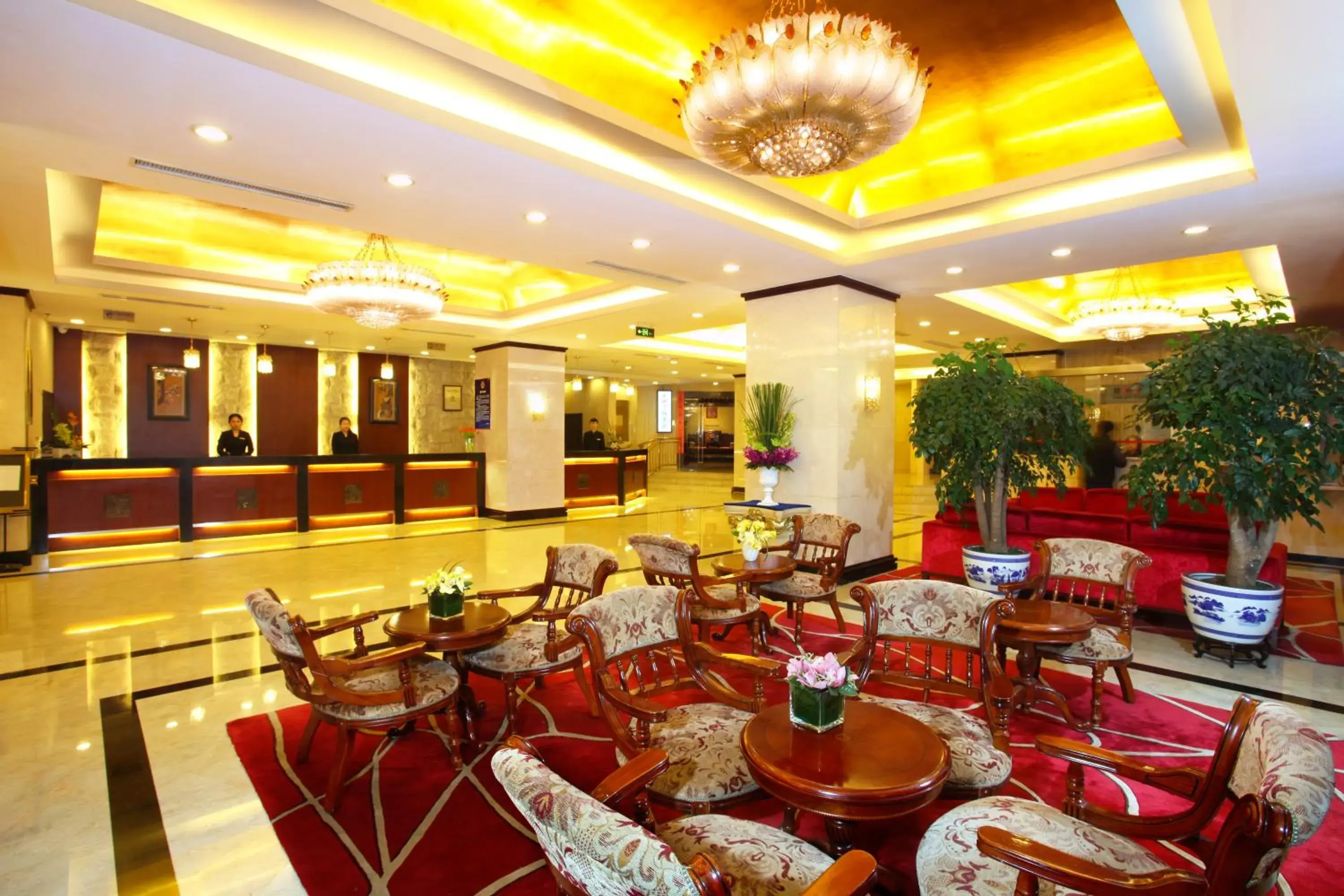 Lobby or reception, Restaurant/Places to Eat in Sunworld Hotel