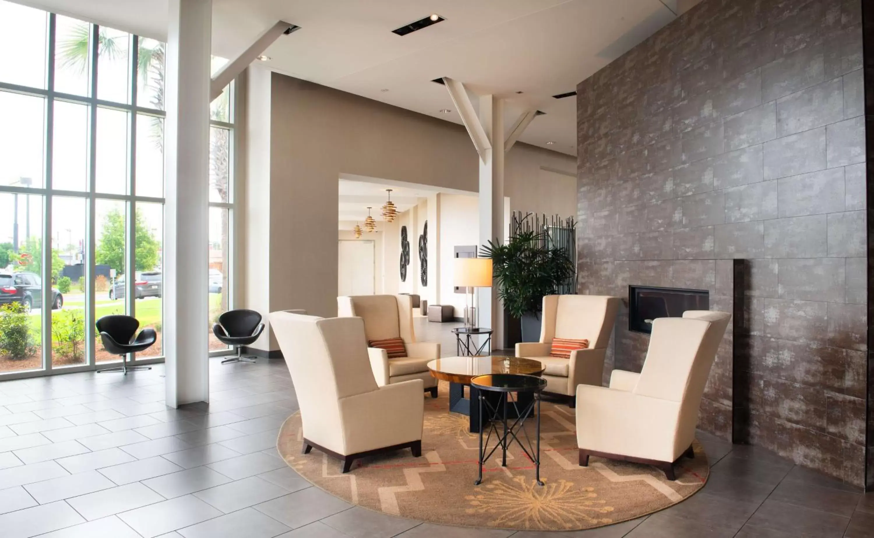 Lobby or reception in DoubleTree Hotel & Suites Charleston Airport