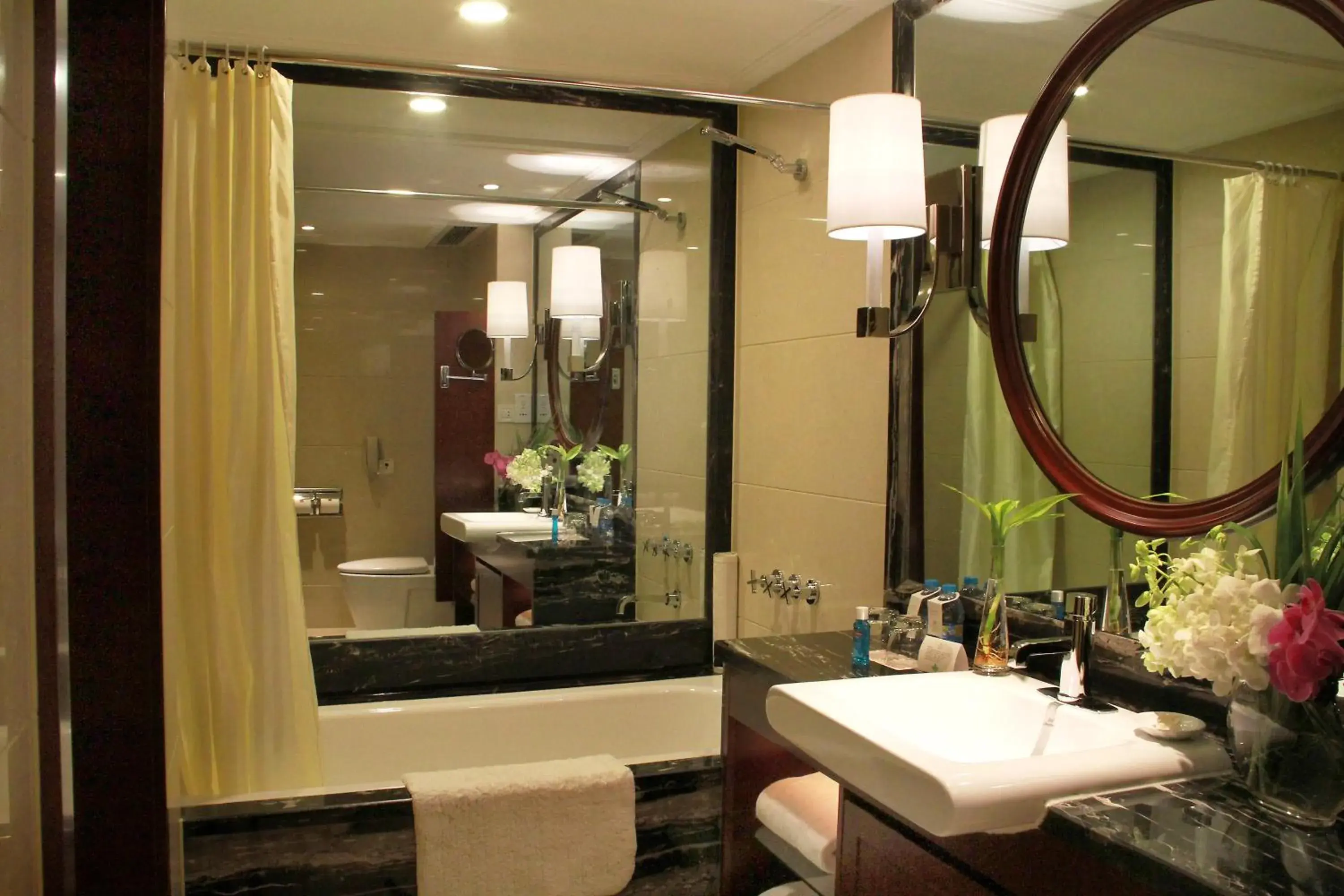 Bathroom in Central Hotel