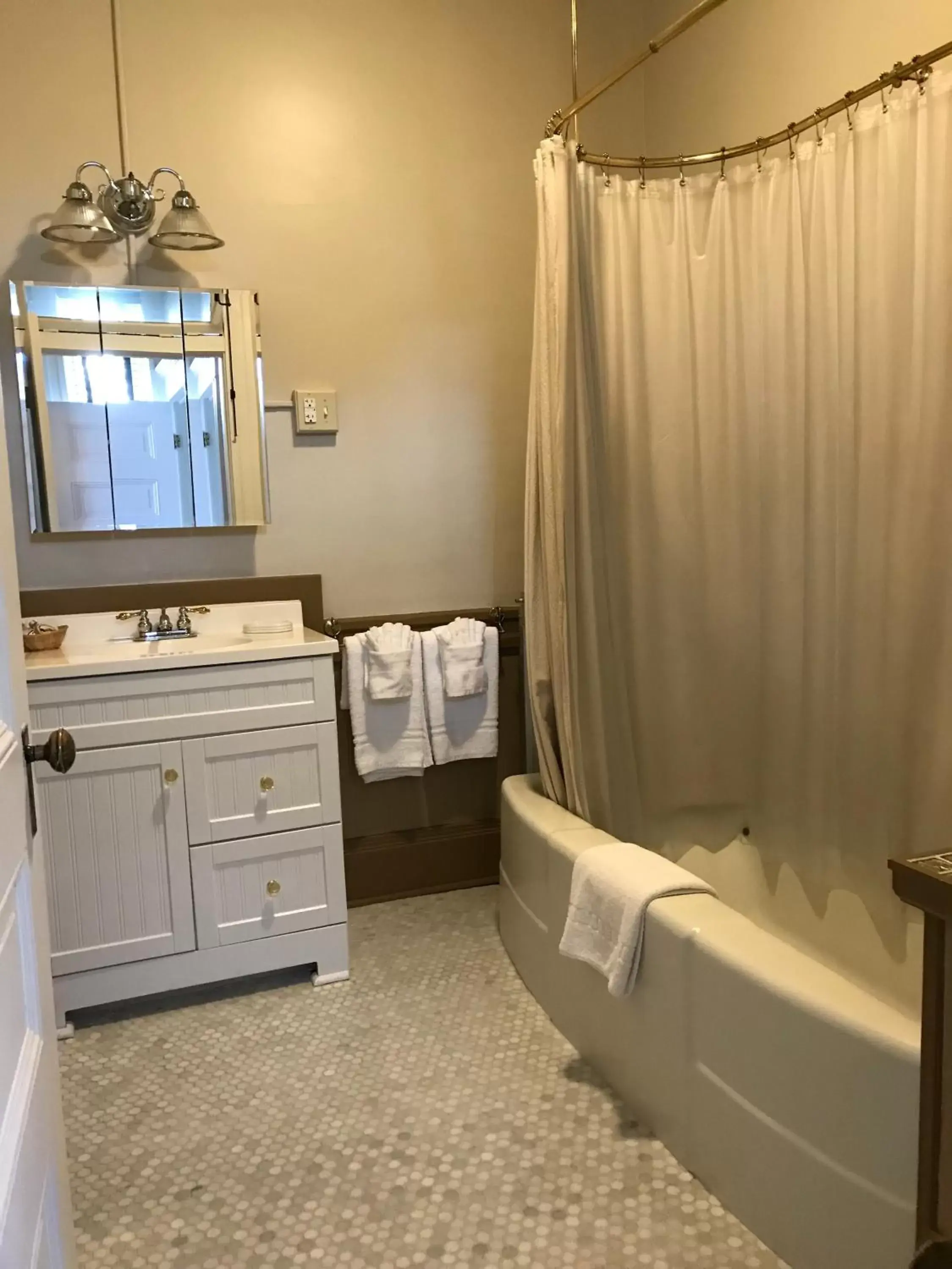 Bathroom in Cripple Creek Hospitality House & Travel Park
