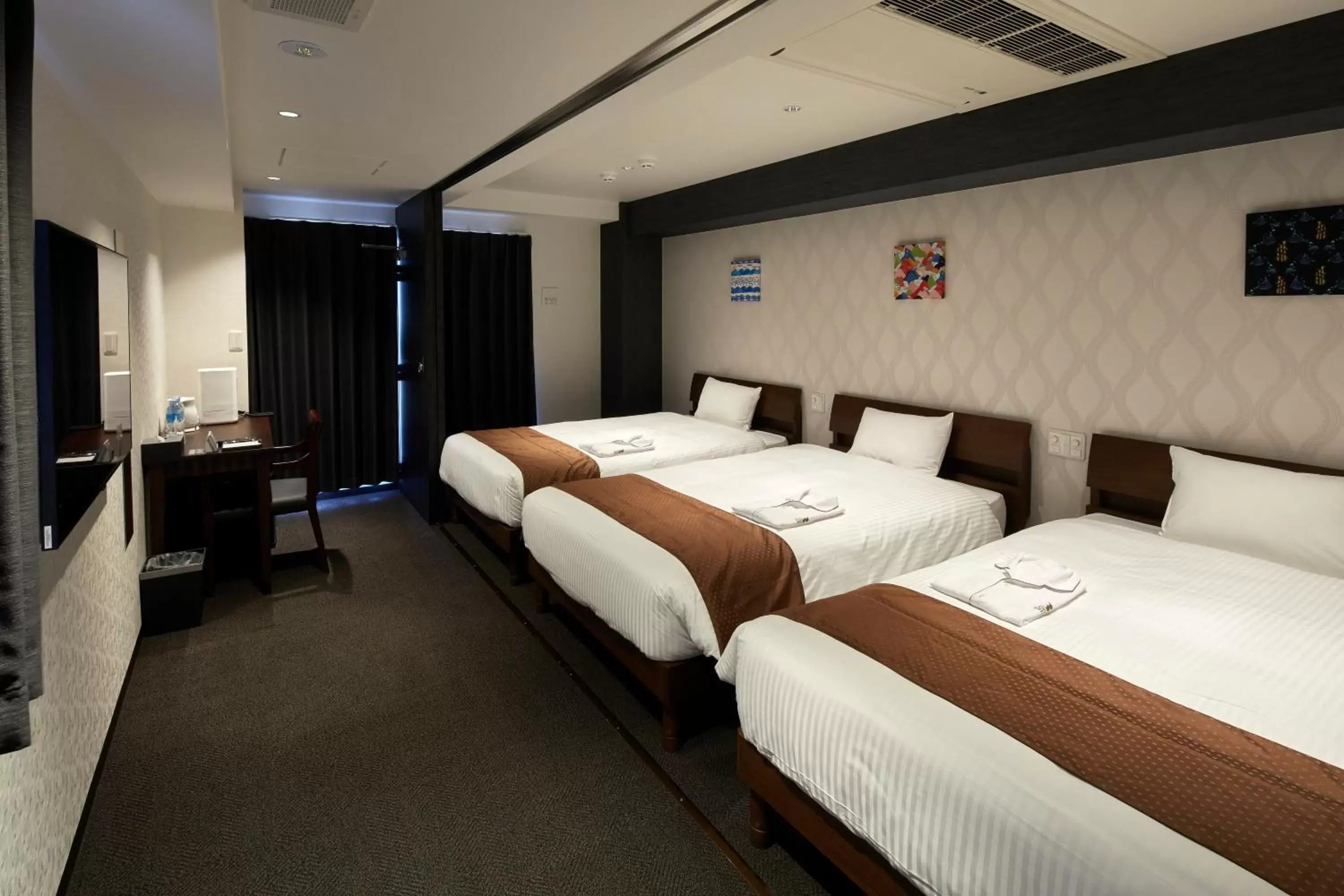 Photo of the whole room, Bed in HOTEL BRILLER Kyoto Station South