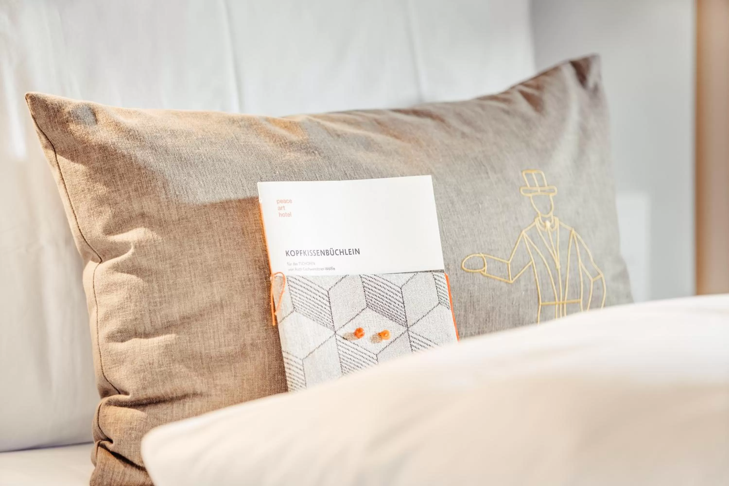 Bed in Boutique Hotel das TSCHOFEN