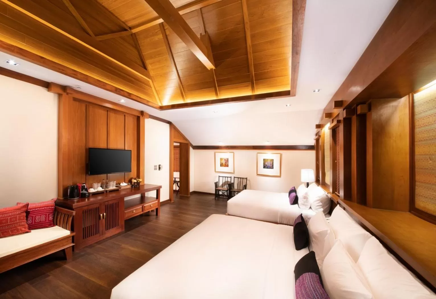 TV and multimedia, Bed in Phra Singh Village