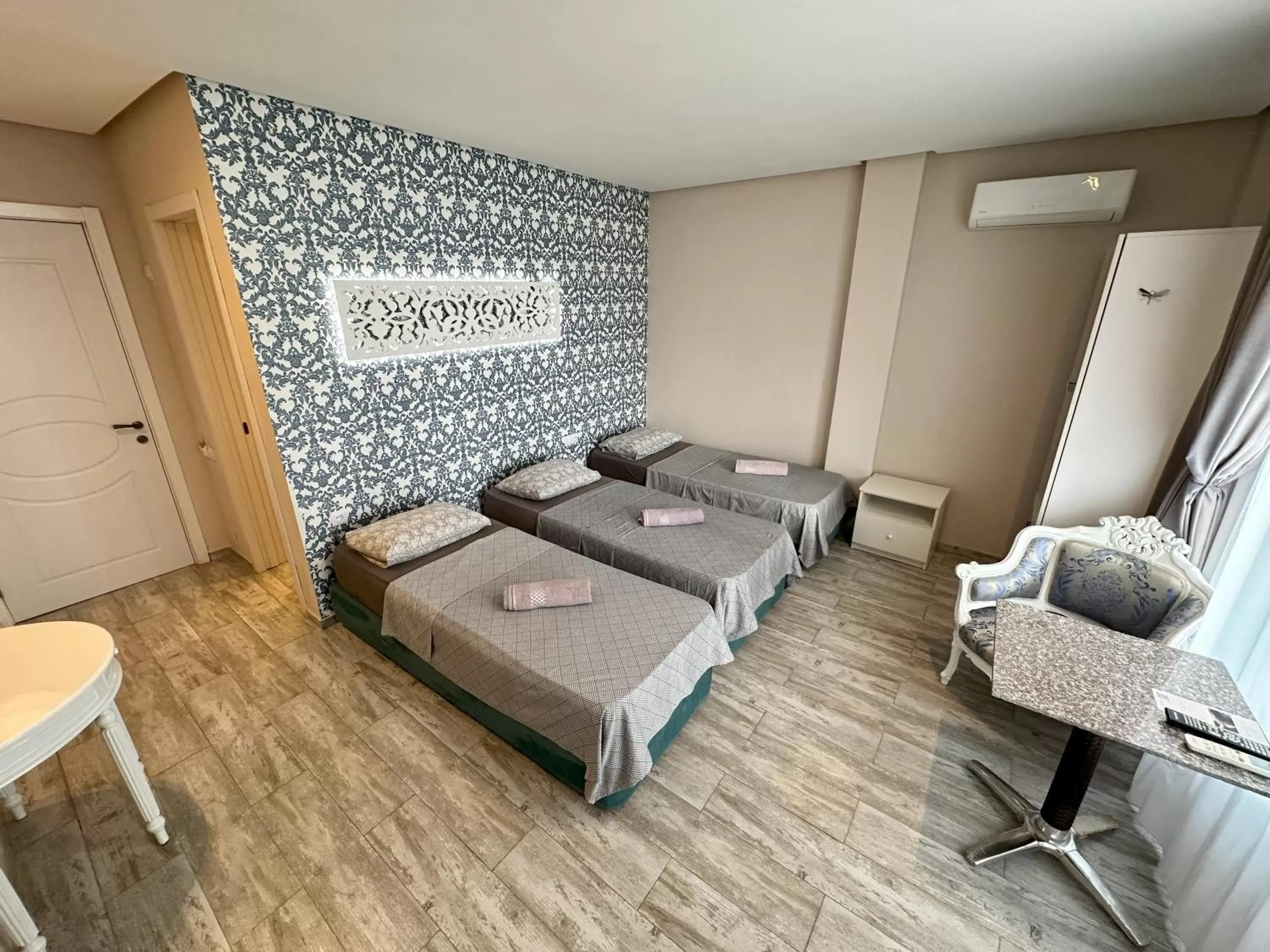 Triple Room with Sea View in National+ Triple Room with Sea View in National+