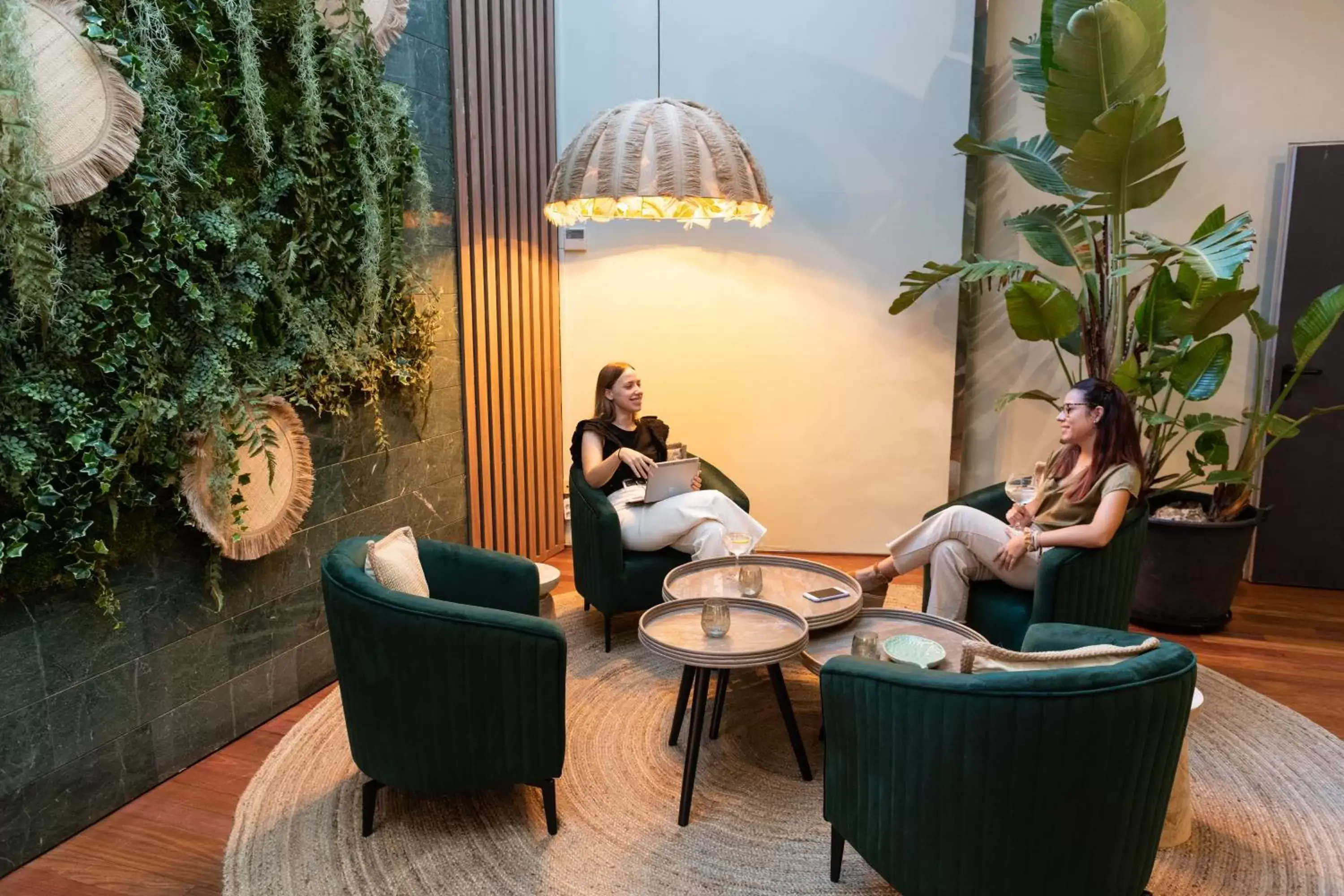 Restaurant/places to eat in Aparthotel Atenea Barcelona Restaurant/places to eat in Aparthotel Atenea Barcelona