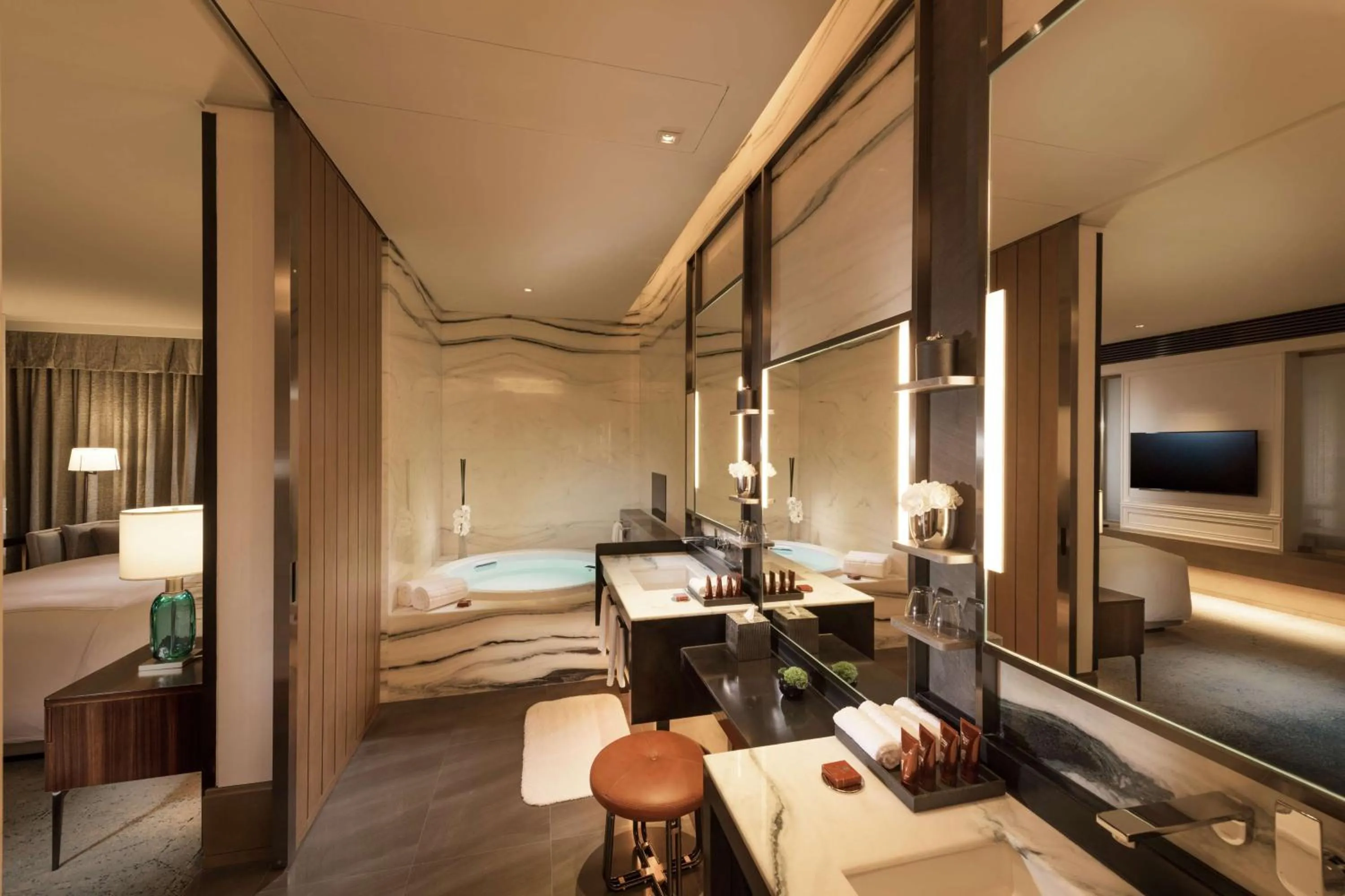 Toilet, Bed in Conrad Shenyang