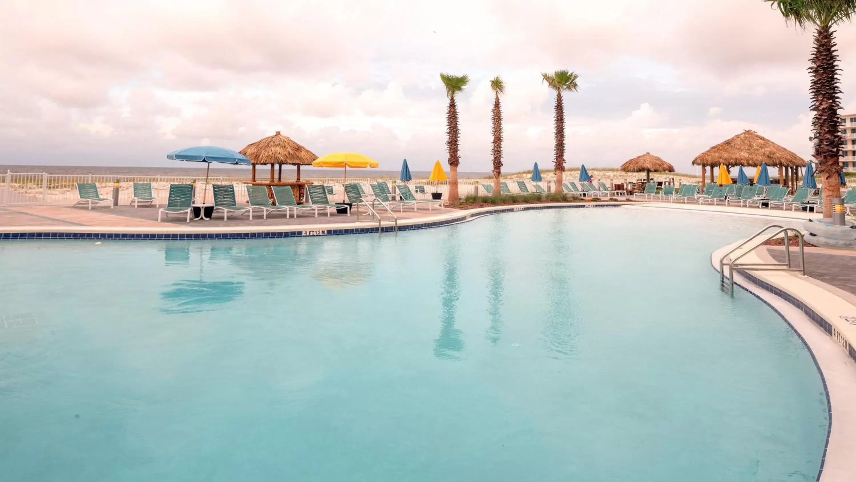 Swimming Pool in Holiday Inn Resort Fort Walton Beach, an IHG Hotel