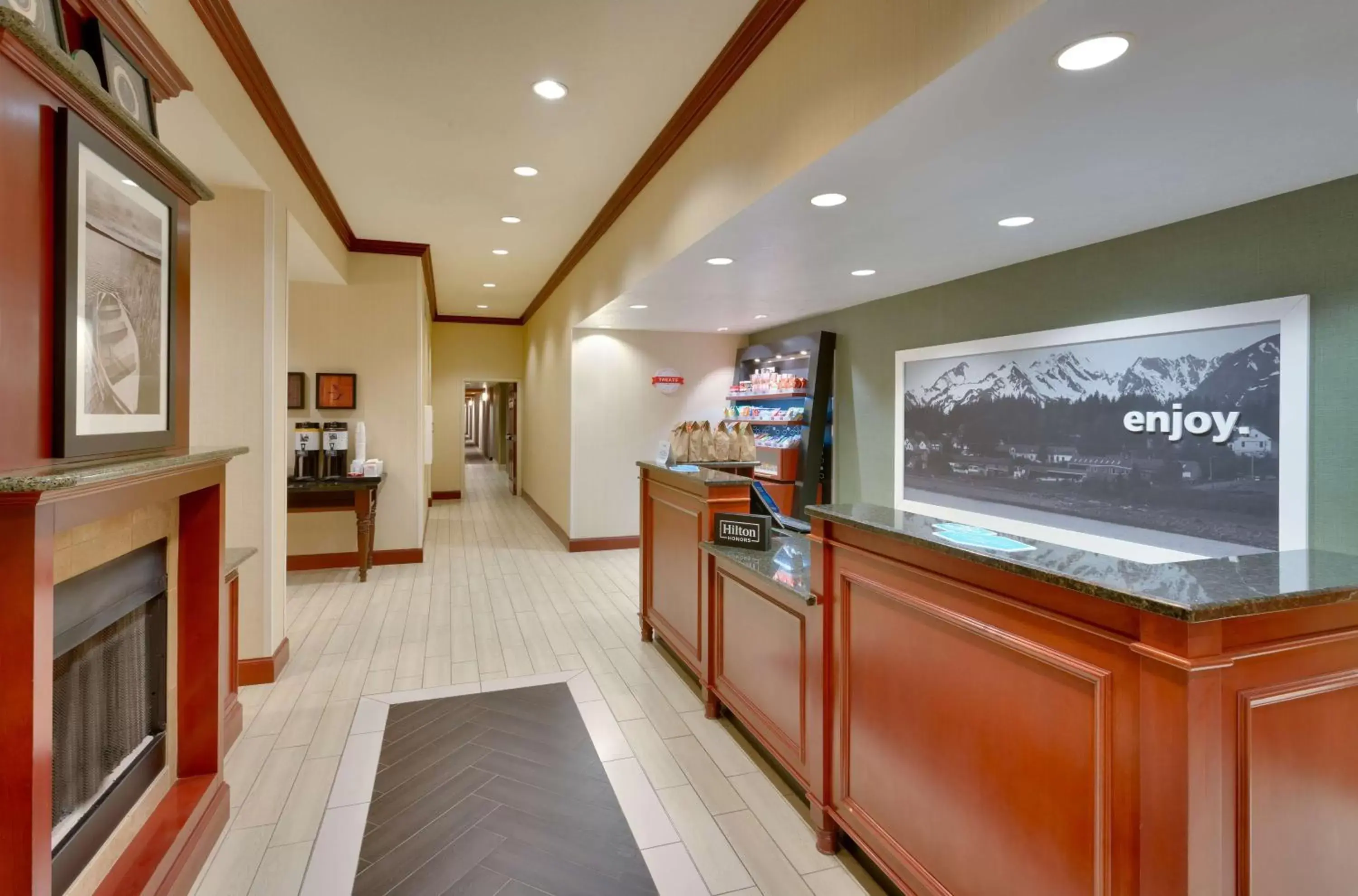 Restaurant/places to eat, Lobby/Reception in Hampton Inn Tremonton