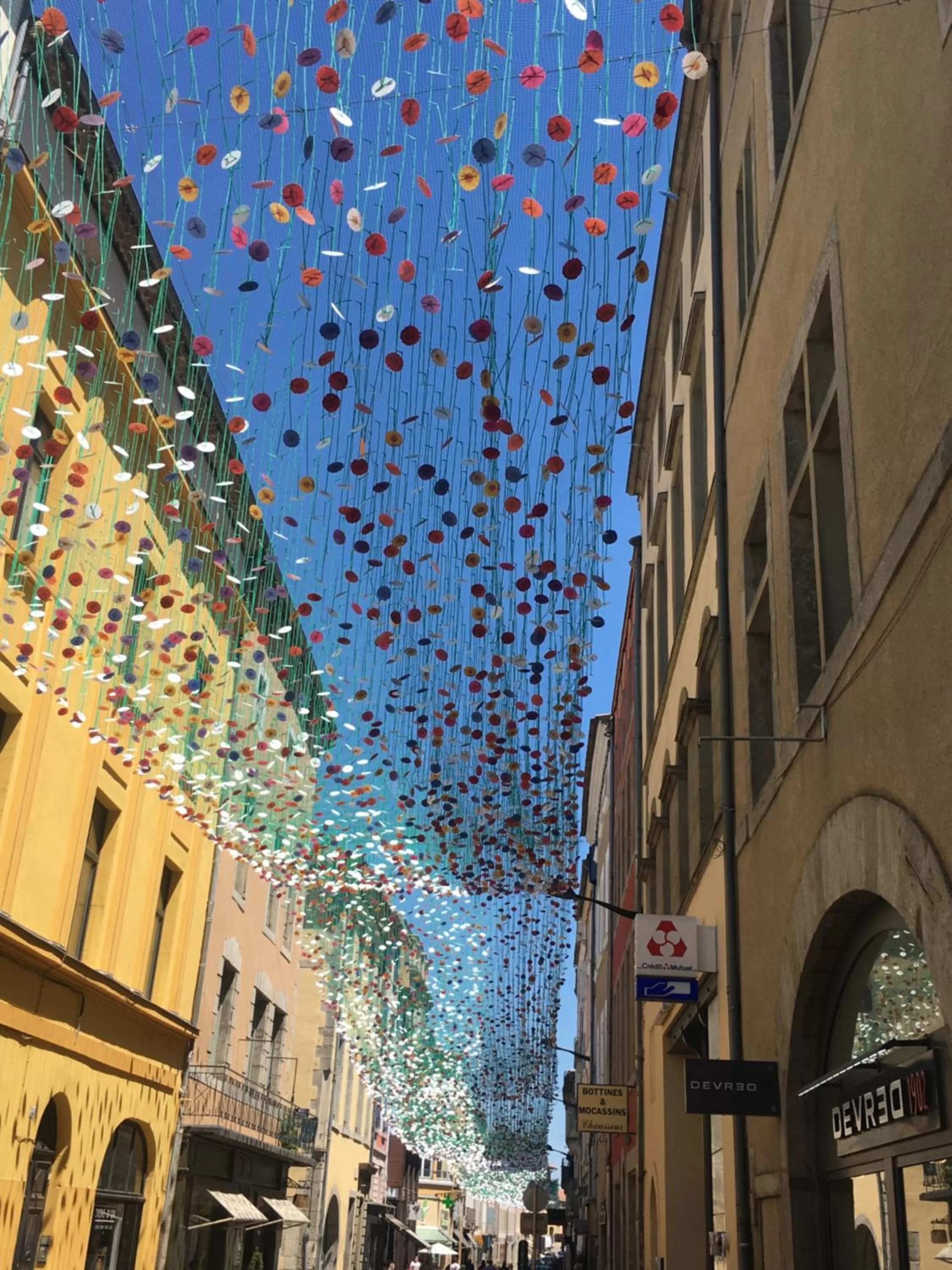 Property building in Art Home BnB