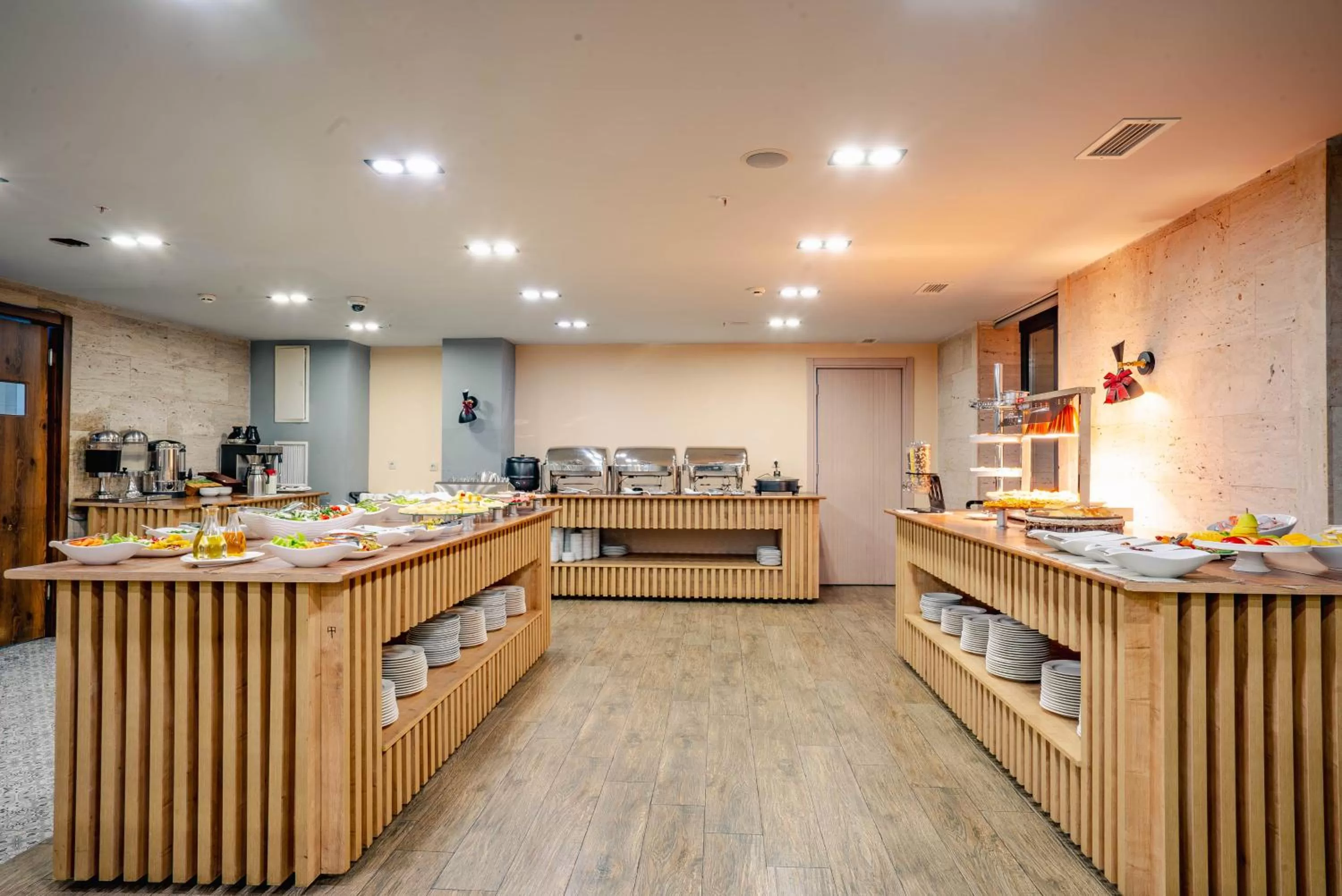 Buffet breakfast in Gudauri Inn