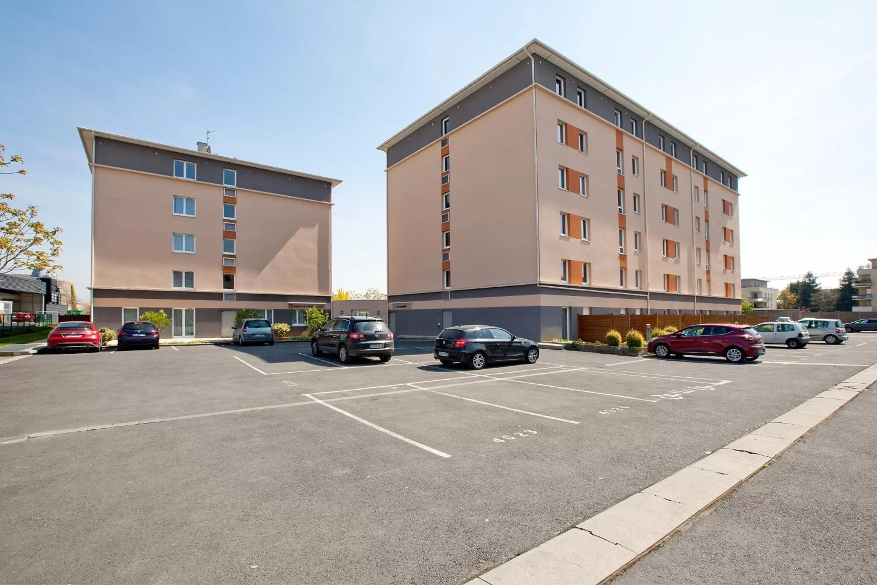 Area and facilities, Property Building in Séjours & Affaires Caen Le Clos Beaumois