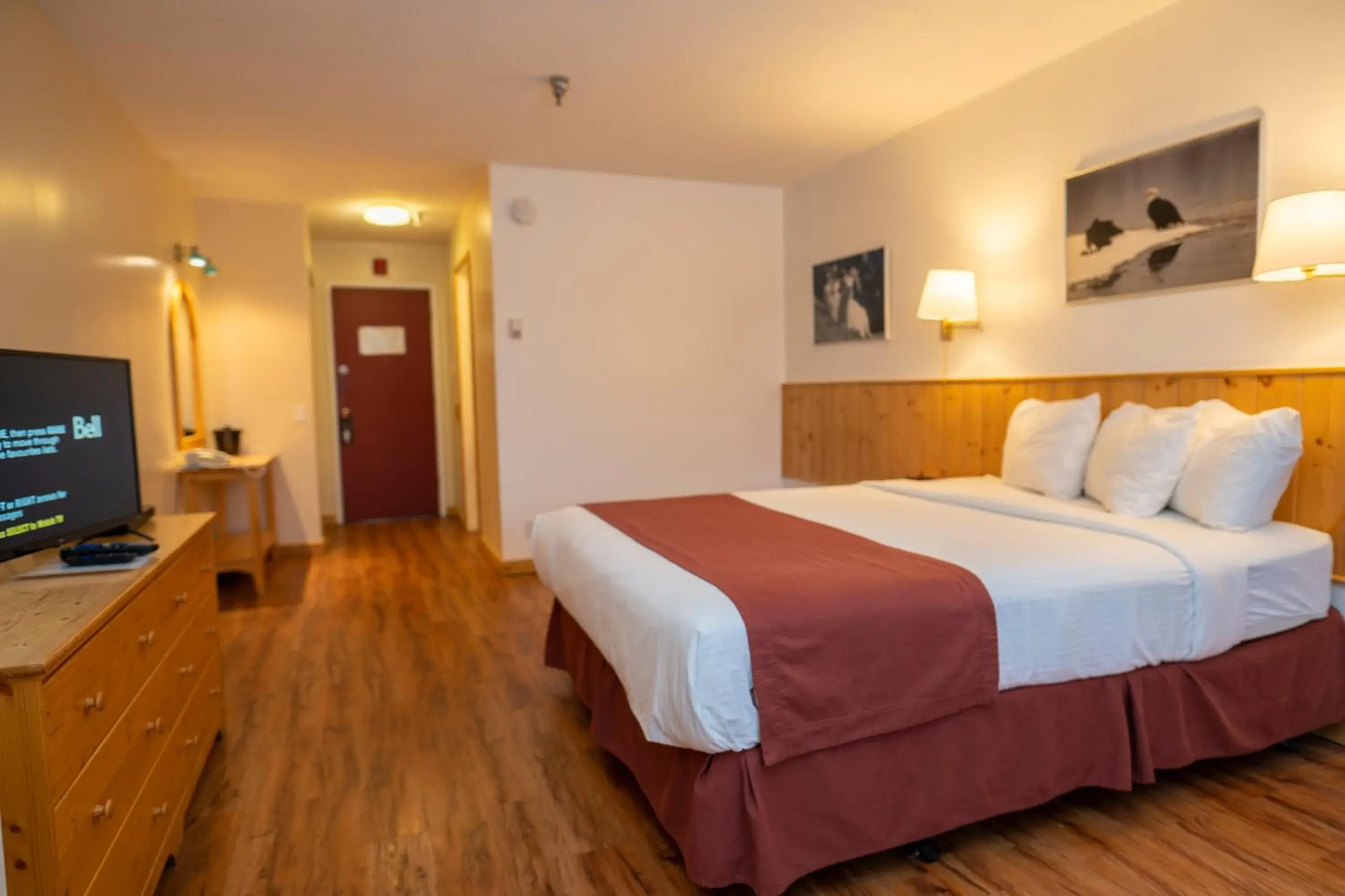Photo of the whole room, Bed in Canadas Best Value Inn- Riverview Hotel Photo of the whole room, Bed in Canadas Best Value Inn- Riverview Hotel
