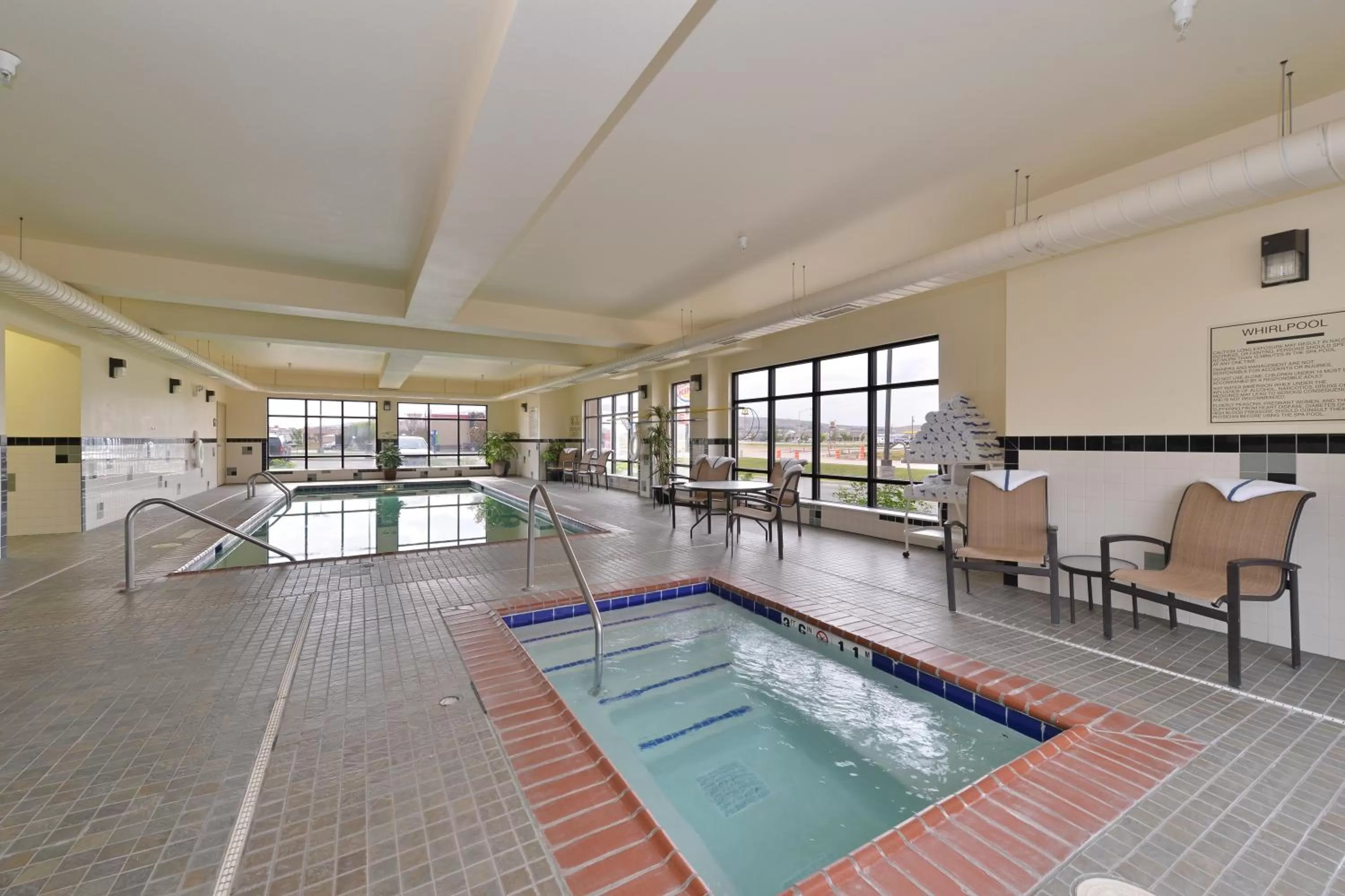 Swimming pool in Holiday Inn Express Rawlins by IHG