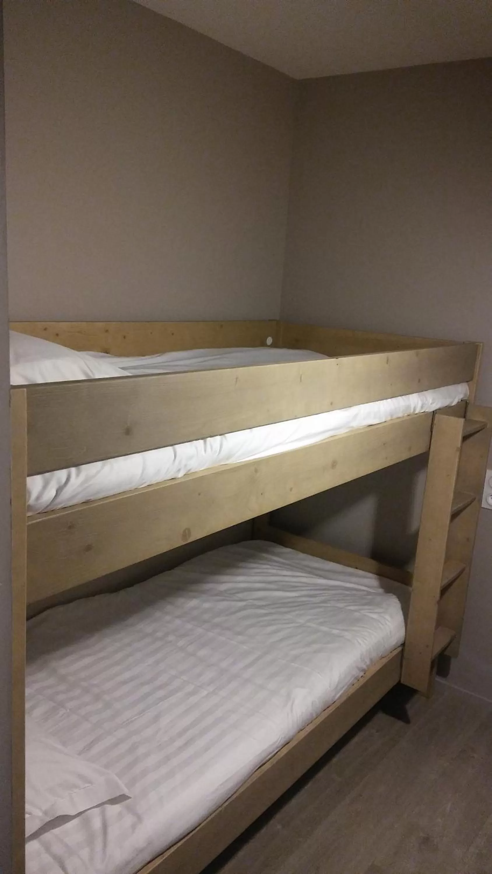 bunk bed, Bed in The Originals City, Hôtel Les Caps, Saint-Brieuc Est