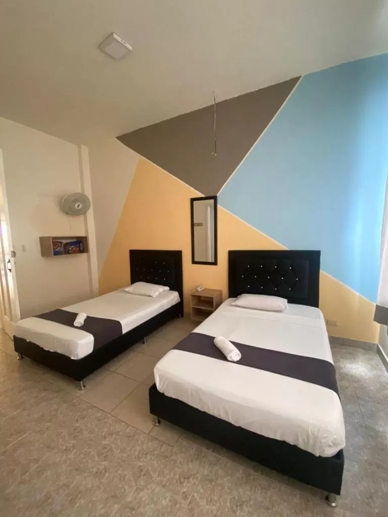 HOTEL CALLE REAL SUITE