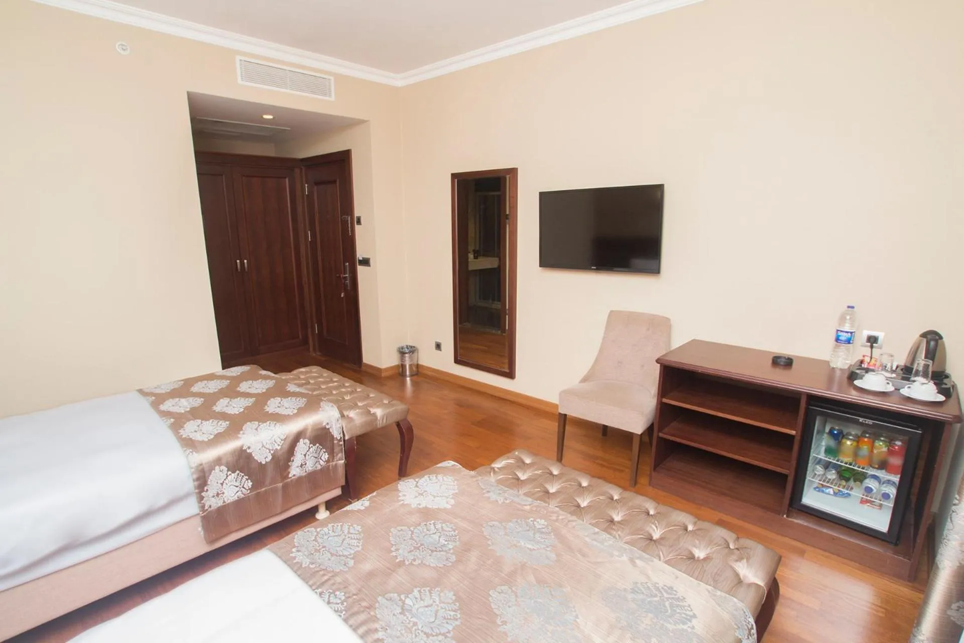 Photo of the whole room in Nova Plaza Boutique Hotel & Spa