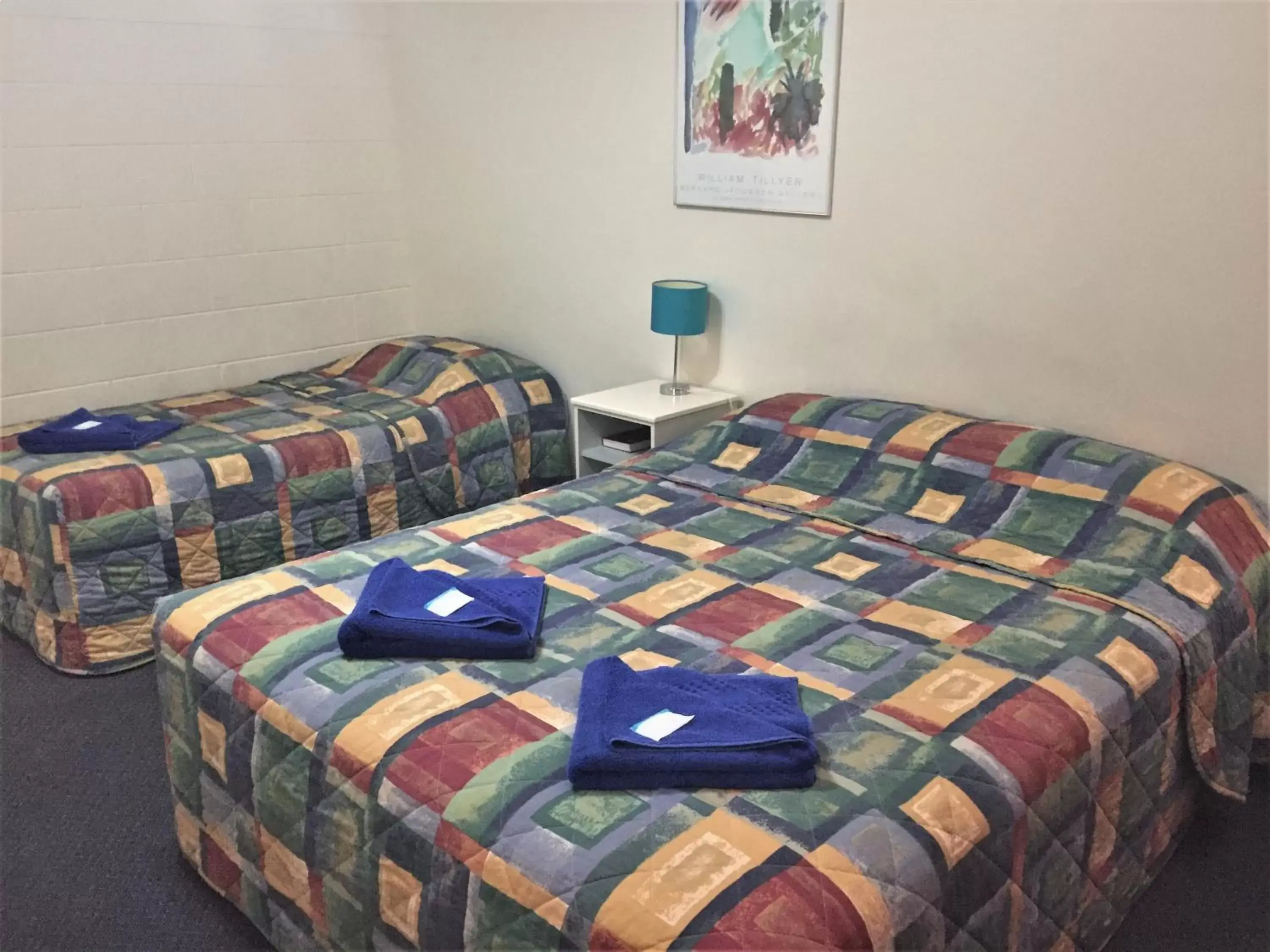 Bed in Ceduna Motor Inn