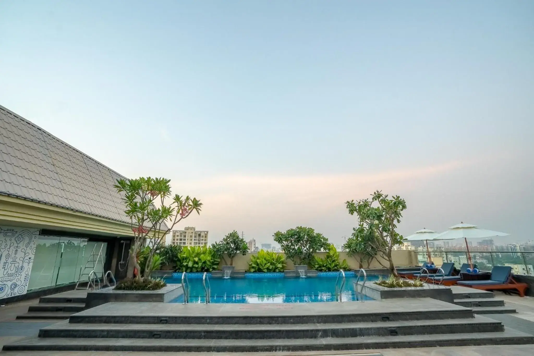 Swimming Pool in Radisson Blu Pune Hinjawadi