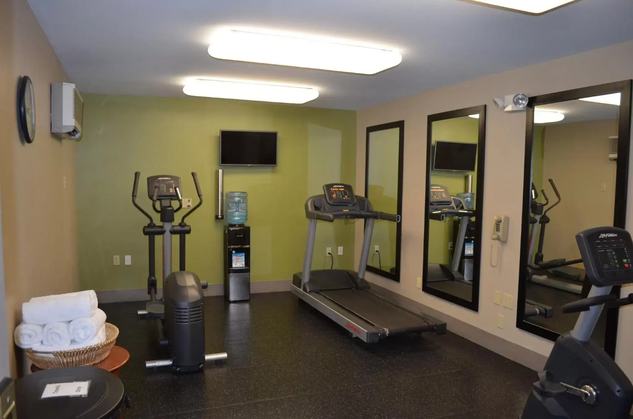 Fitness centre/facilities, Fitness Center/Facilities in Country Inn & Suites by Radisson, Frederick, MD