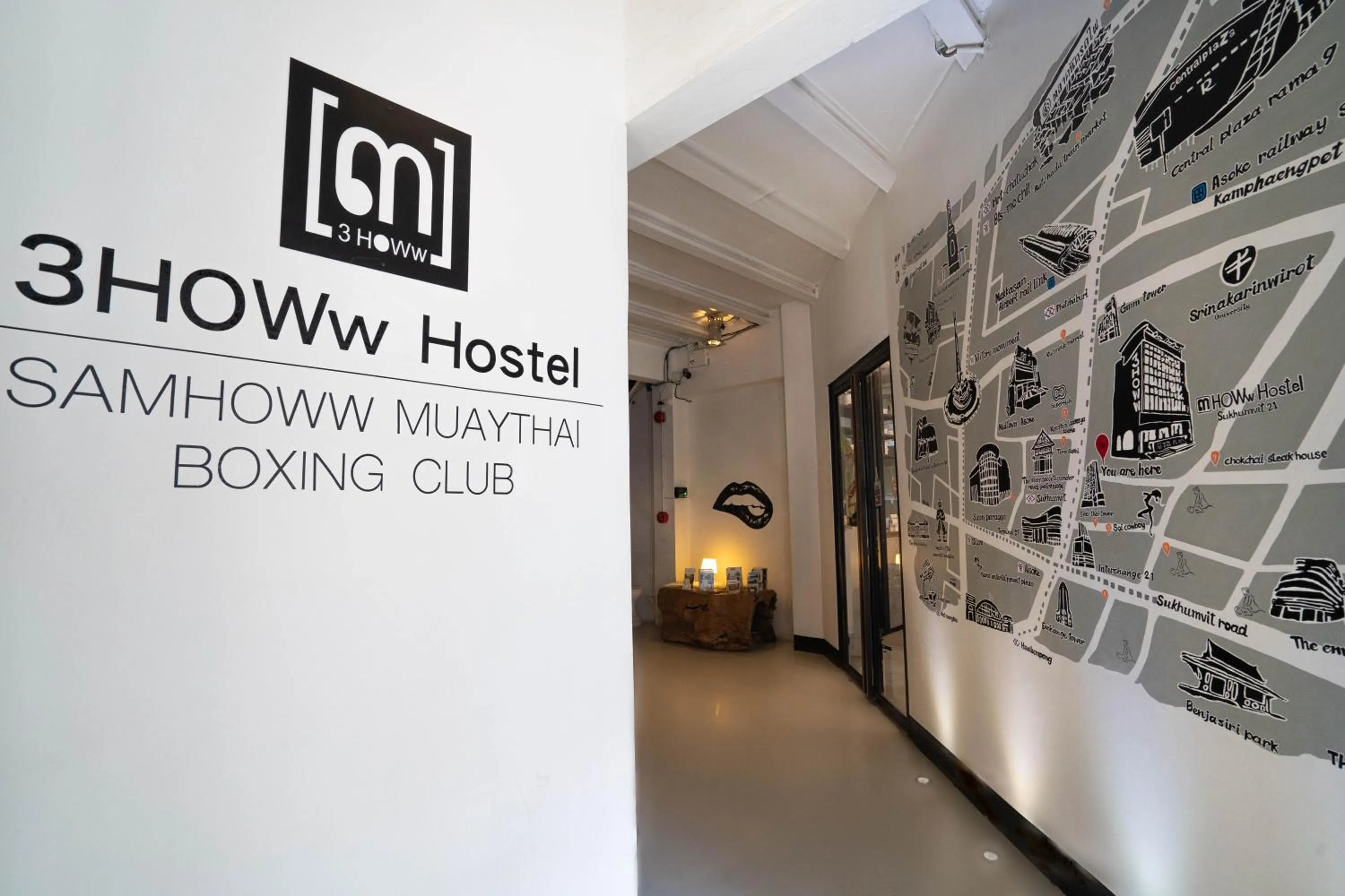 Facade/entrance in 3Howw Hostel @ Sukhumvit 21