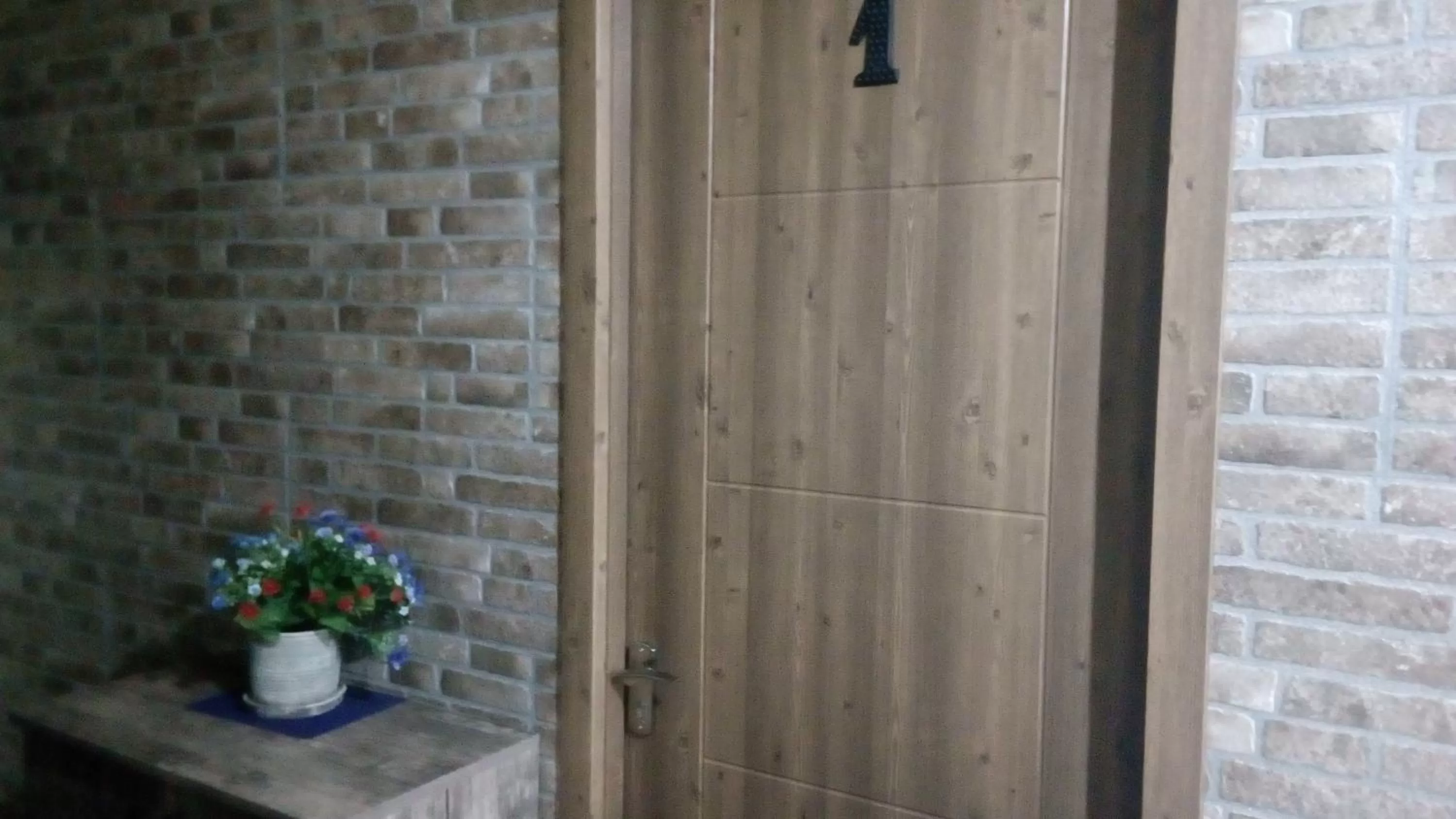 Decorative detail in Hotel Isani