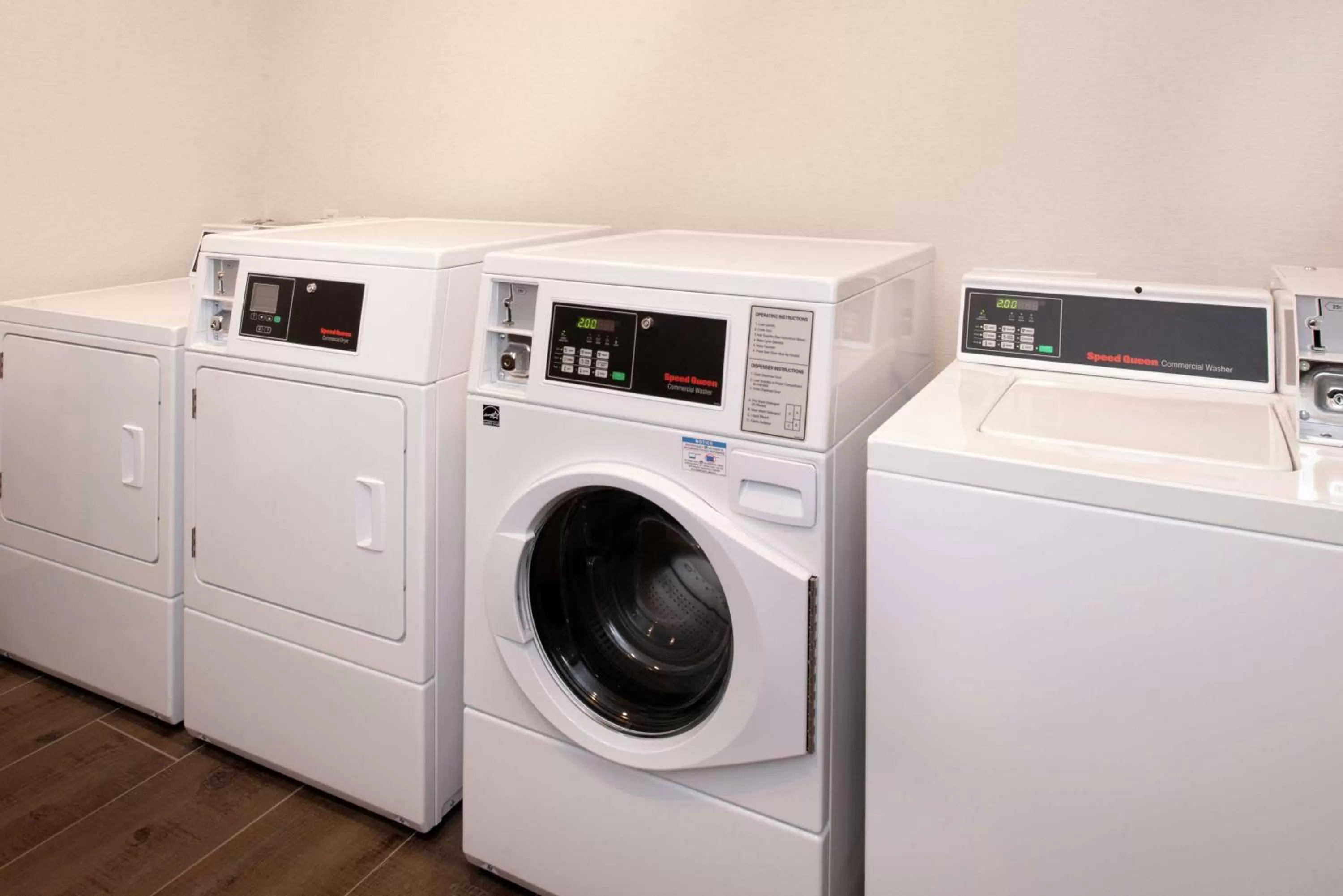 Property building in Hampton Inn & Suites Buena Park