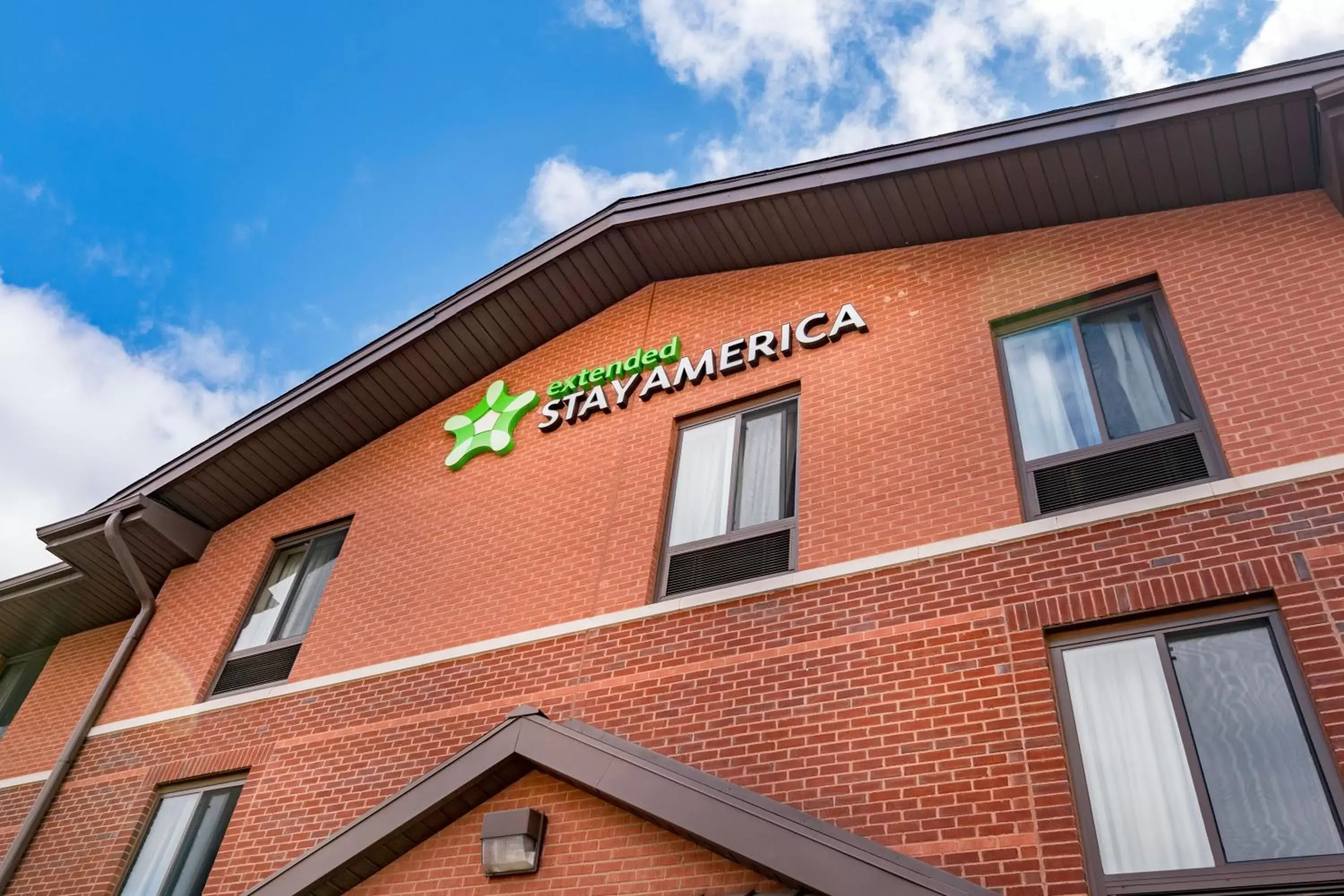 Property Building in Extended Stay America Suites - Arlington - Six Flags