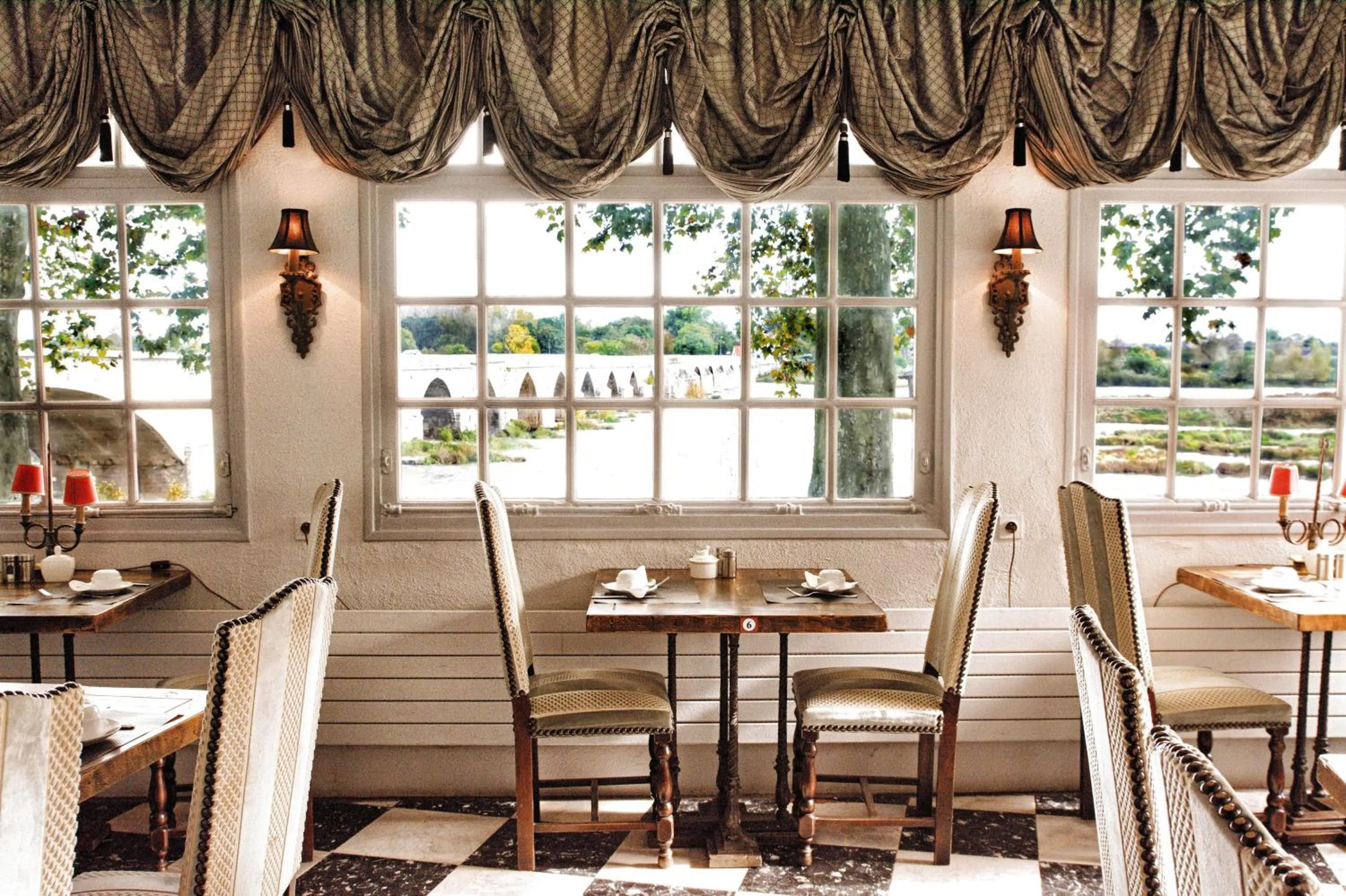 Dining area in Grand Hôtel de l'Abbaye