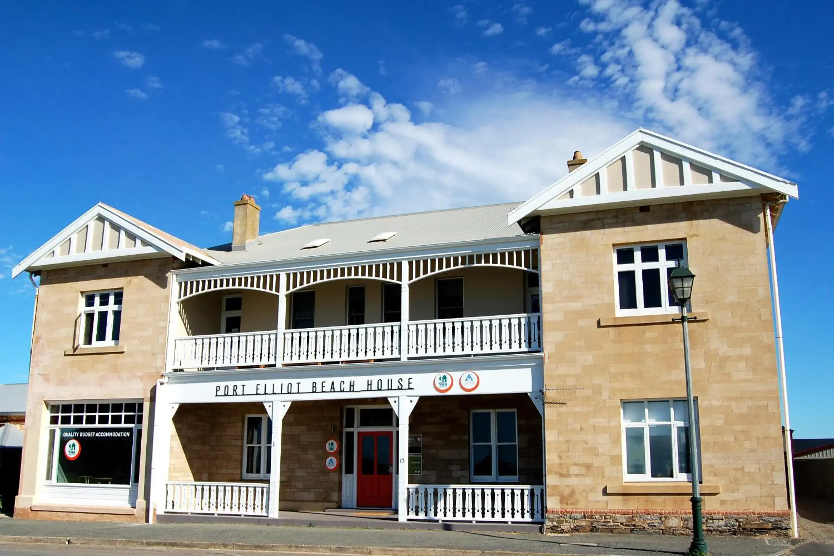 Facade/entrance in YHA Port Elliot Beach House Facade/entrance in YHA Port Elliot Beach House