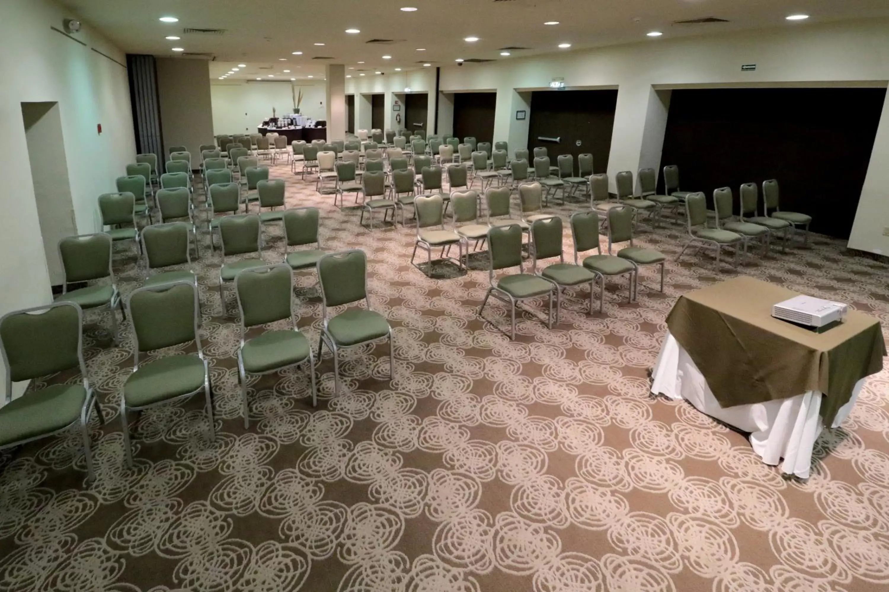 Meeting/conference room in Holiday Inn Monterrey Norte, an IHG Hotel