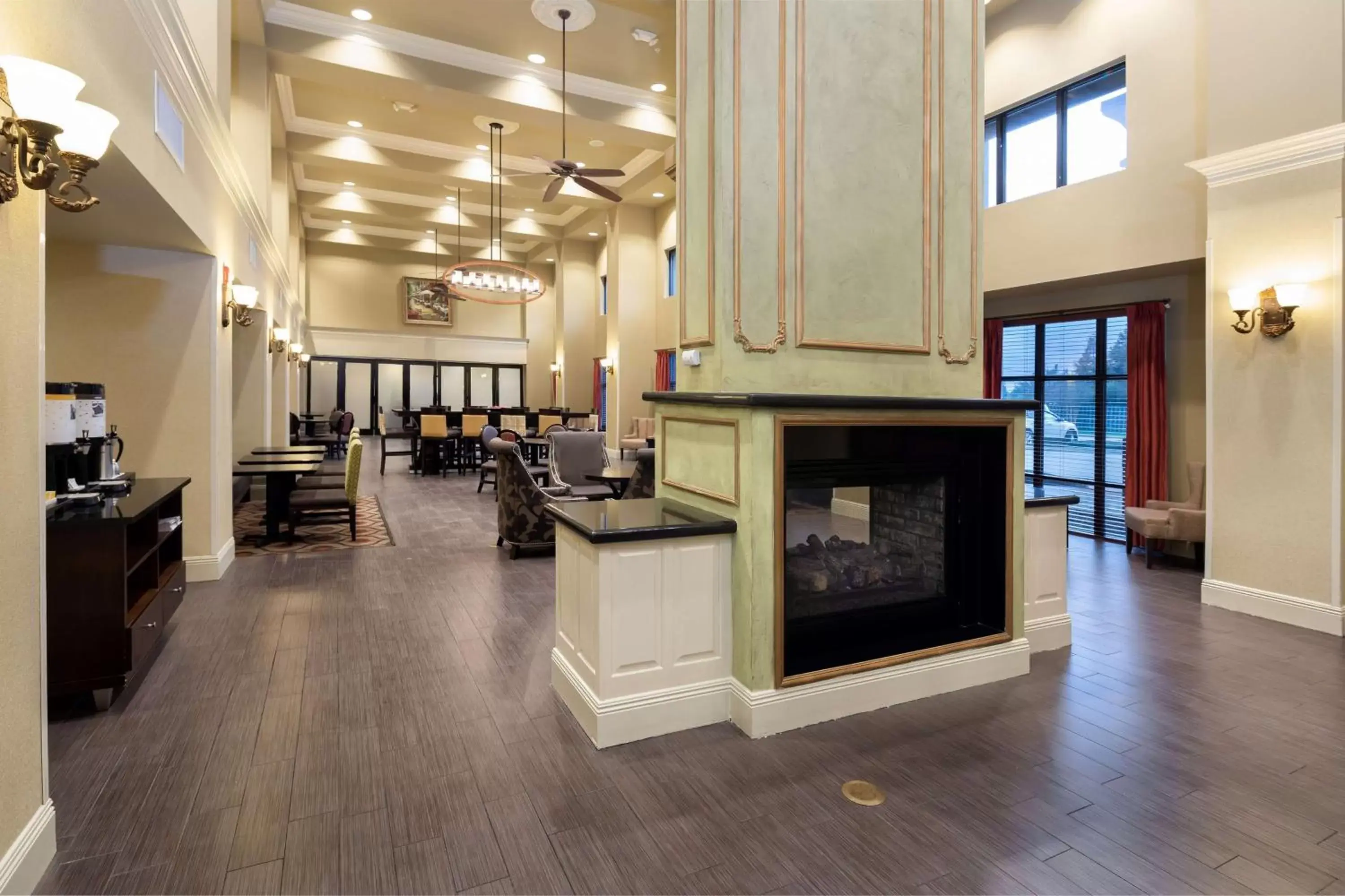 Lobby or reception in Hampton Inn & Suites Baton Rouge - I-10 East