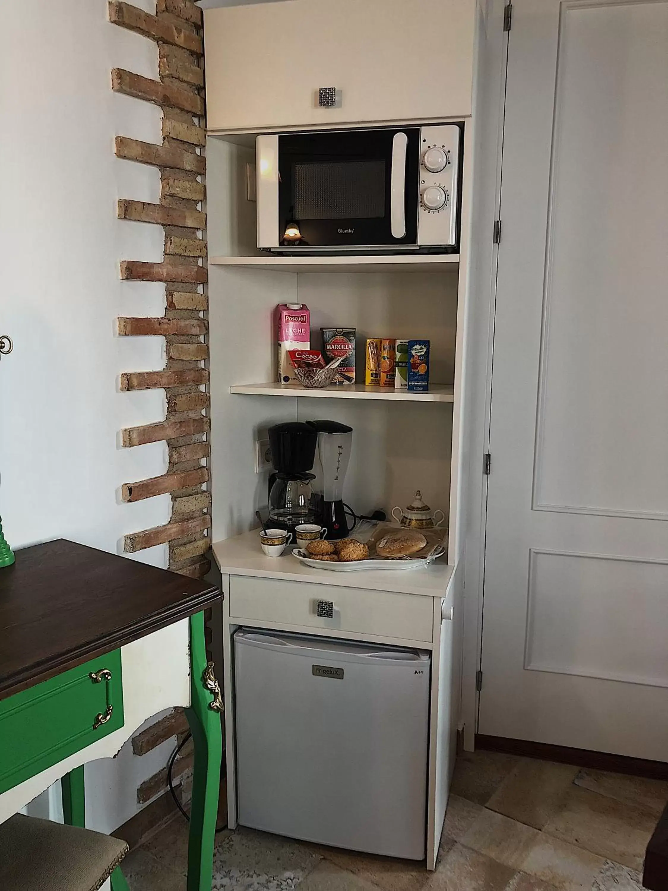 Coffee/tea facilities, Kitchen/Kitchenette in Retiro del Teatro Almagro