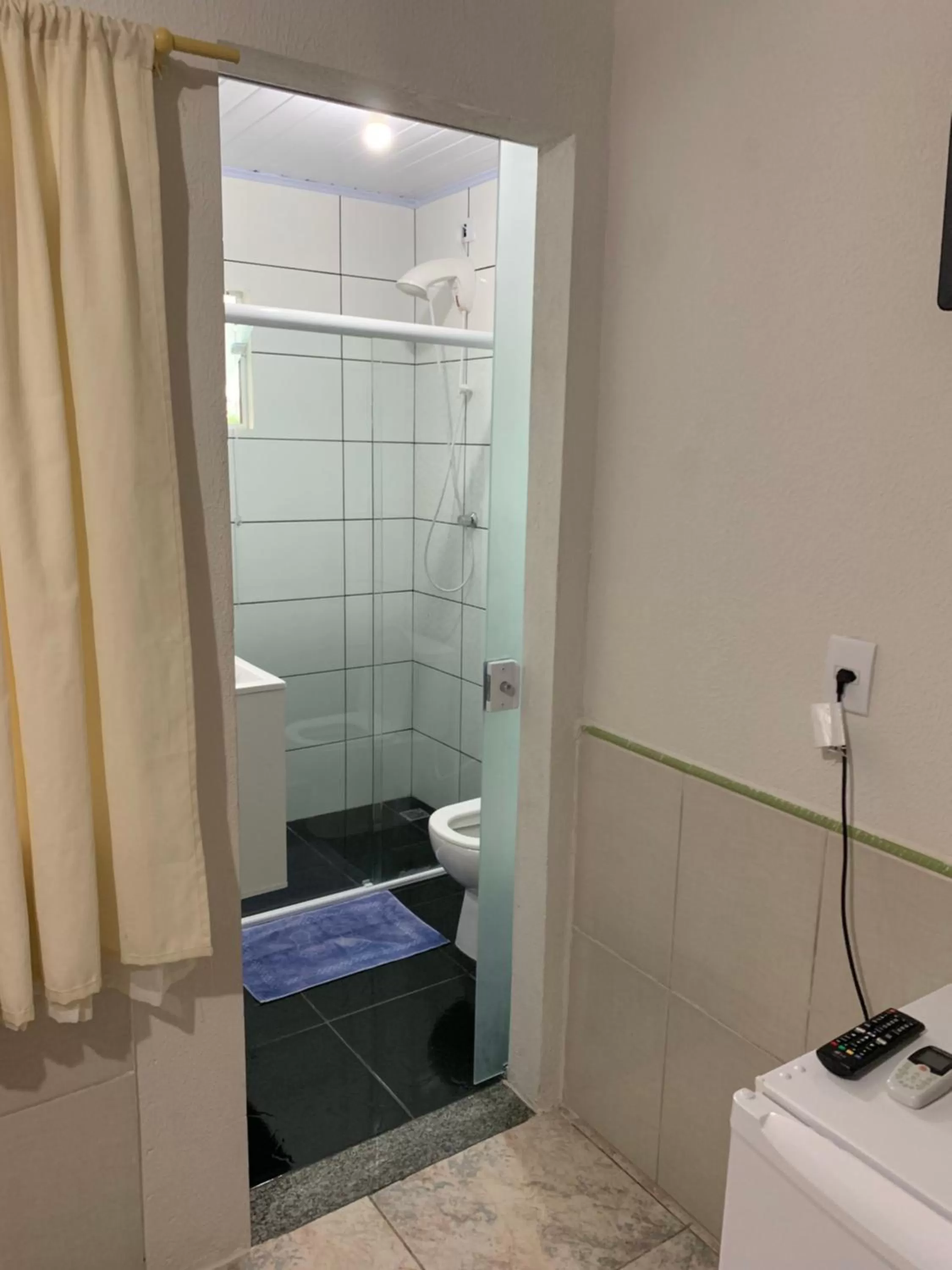 Toilet, Bathroom in Pousada Tio Tonho