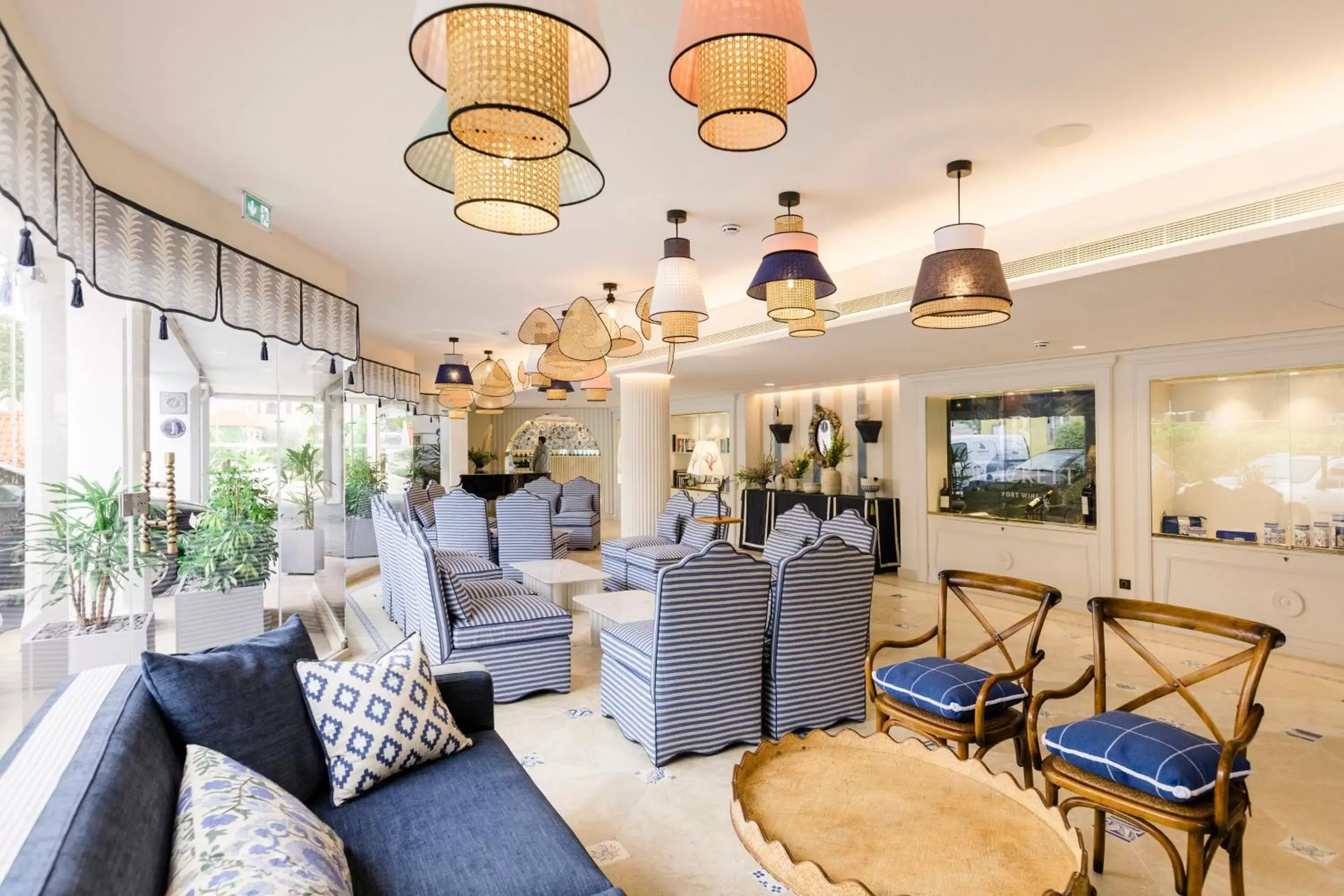 Living room in The Albatroz Hotel