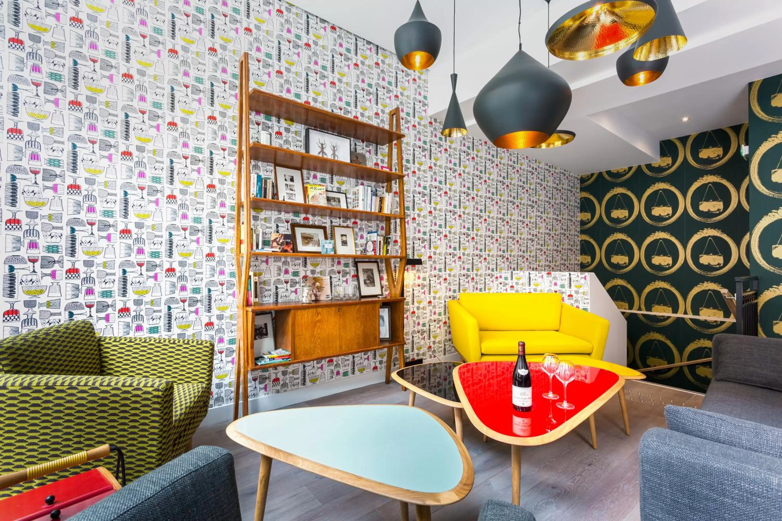 Lobby or reception in Hôtel Crayon Rouge - Louvre Palais Royal