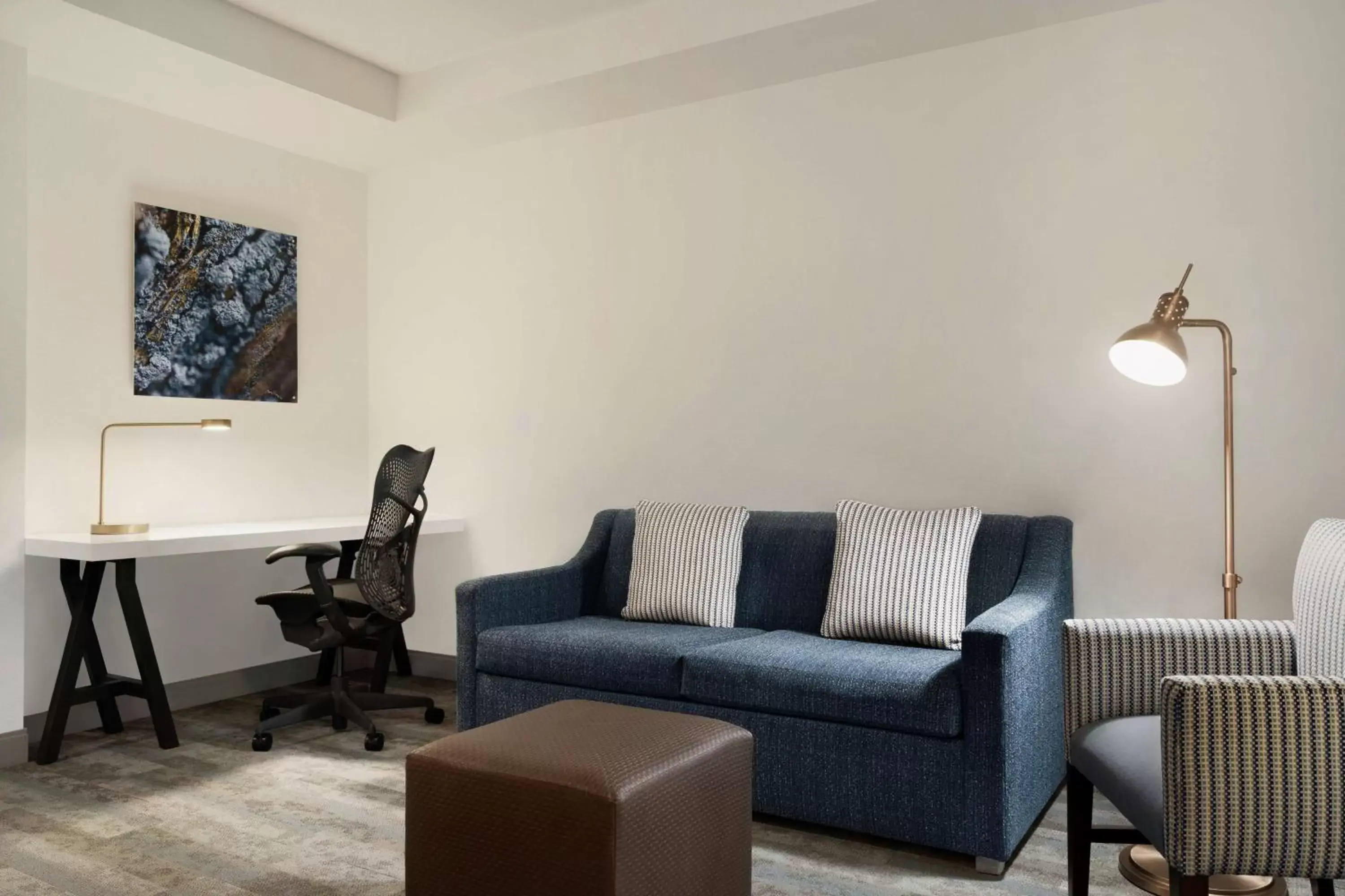 Living room, Seating Area in Hilton Garden Inn Charlotte/Ayrsley