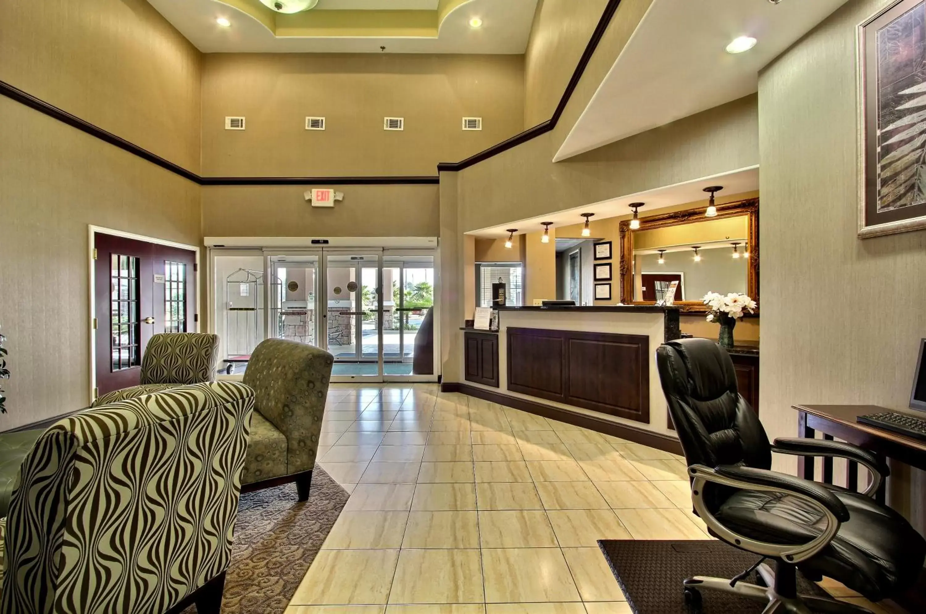 Lobby or reception in Magnolia Inn and Suites Pooler Lobby or reception in Magnolia Inn and Suites Pooler
