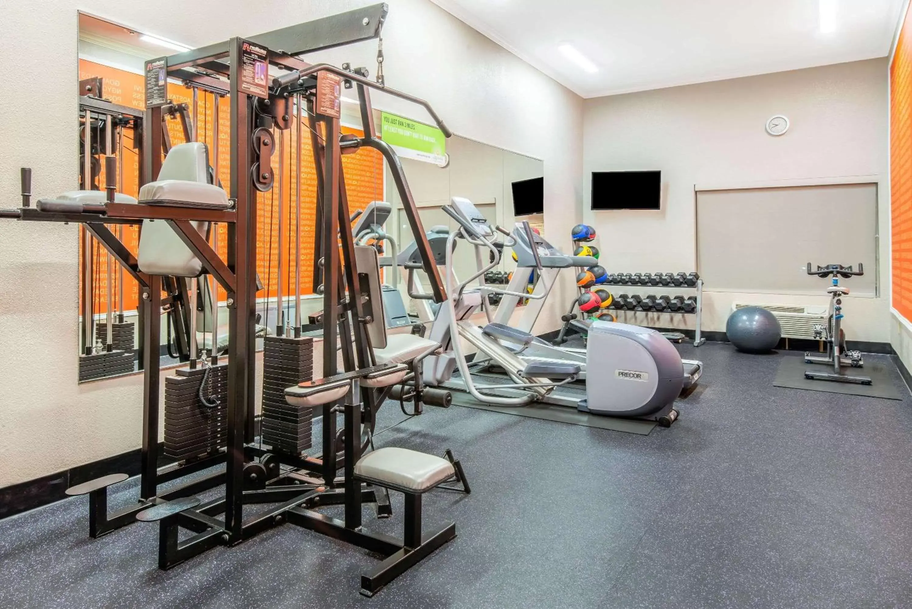 Fitness centre/facilities, Fitness Center/Facilities in La Quinta by Wyndham Gainesville