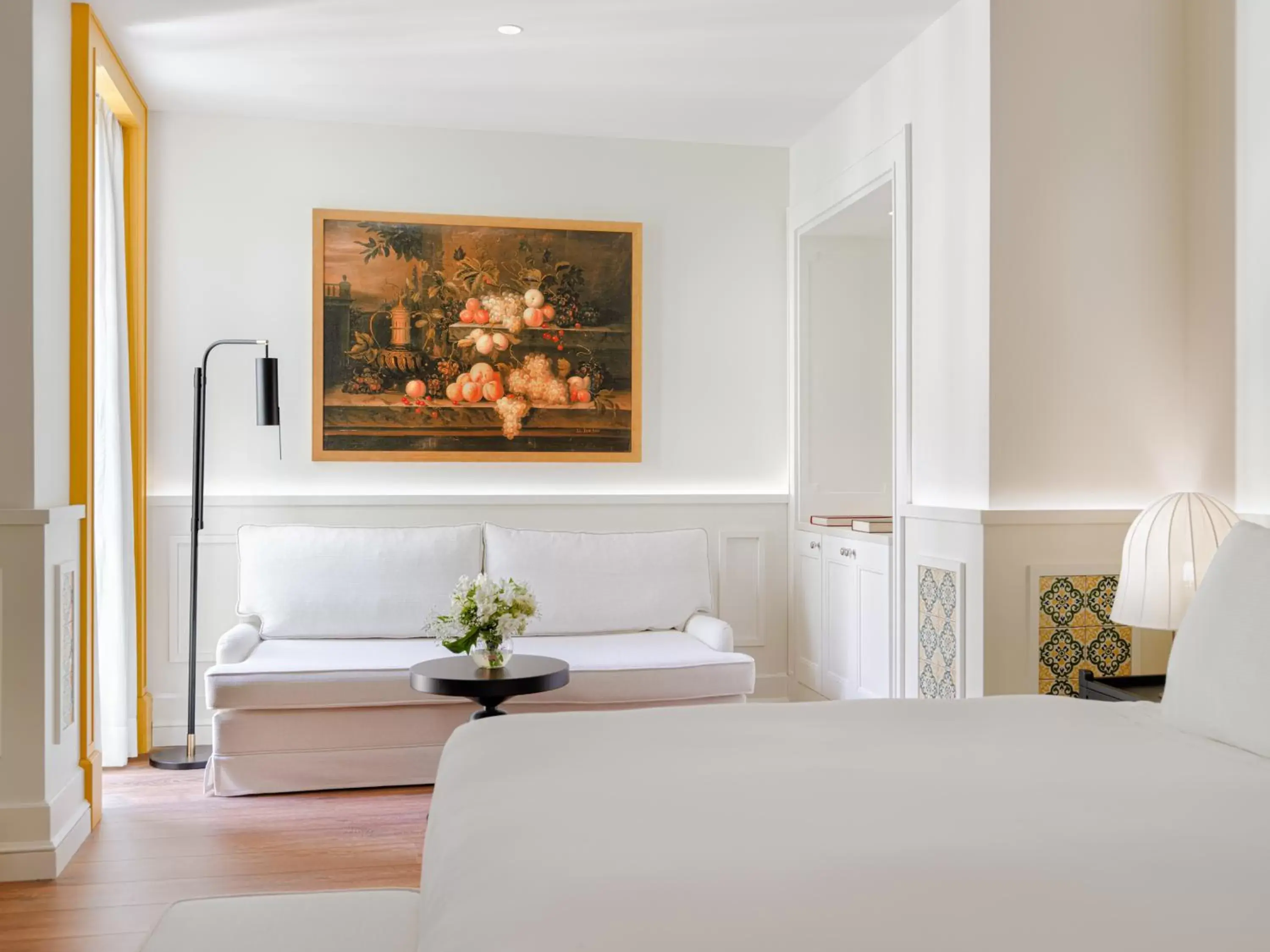 Photo of the whole room, Bed in H10 Casa de la Plata Photo of the whole room, Bed in H10 Casa de la Plata