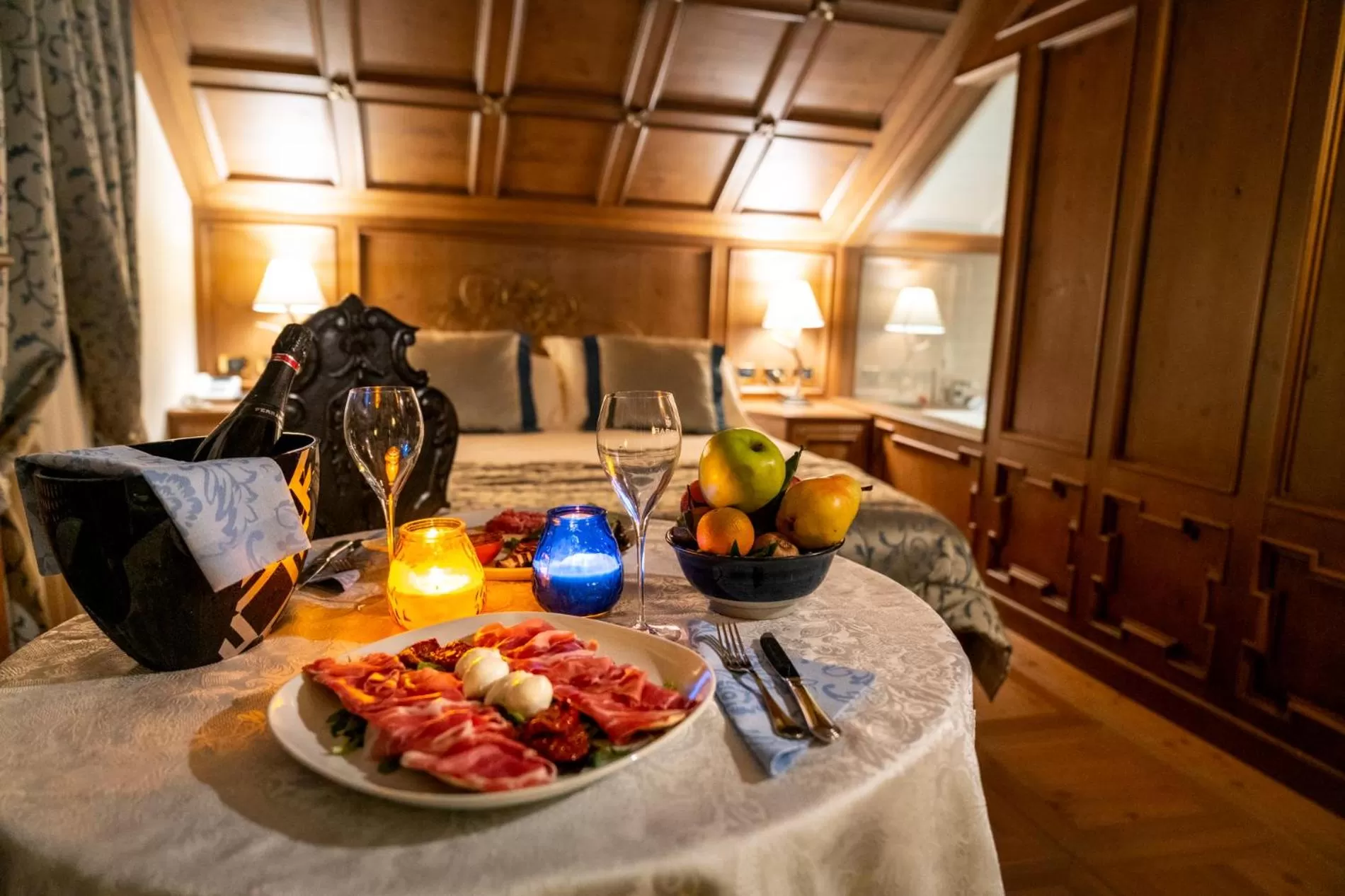 Hot Tub in Ambra Cortina Luxury&Fashion Hotel