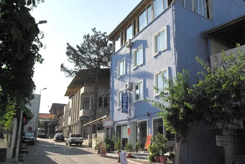 Facade/entrance in Kale Hotel