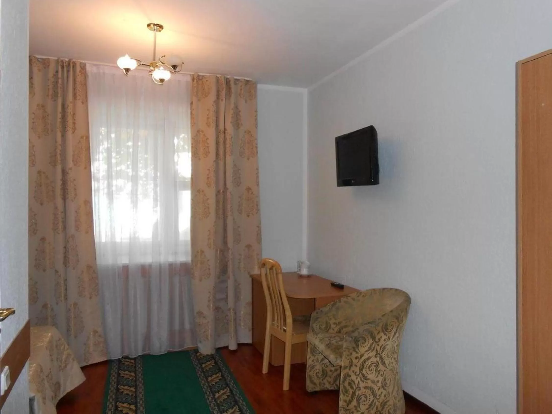 Day in Zhibek Zholy Hotel