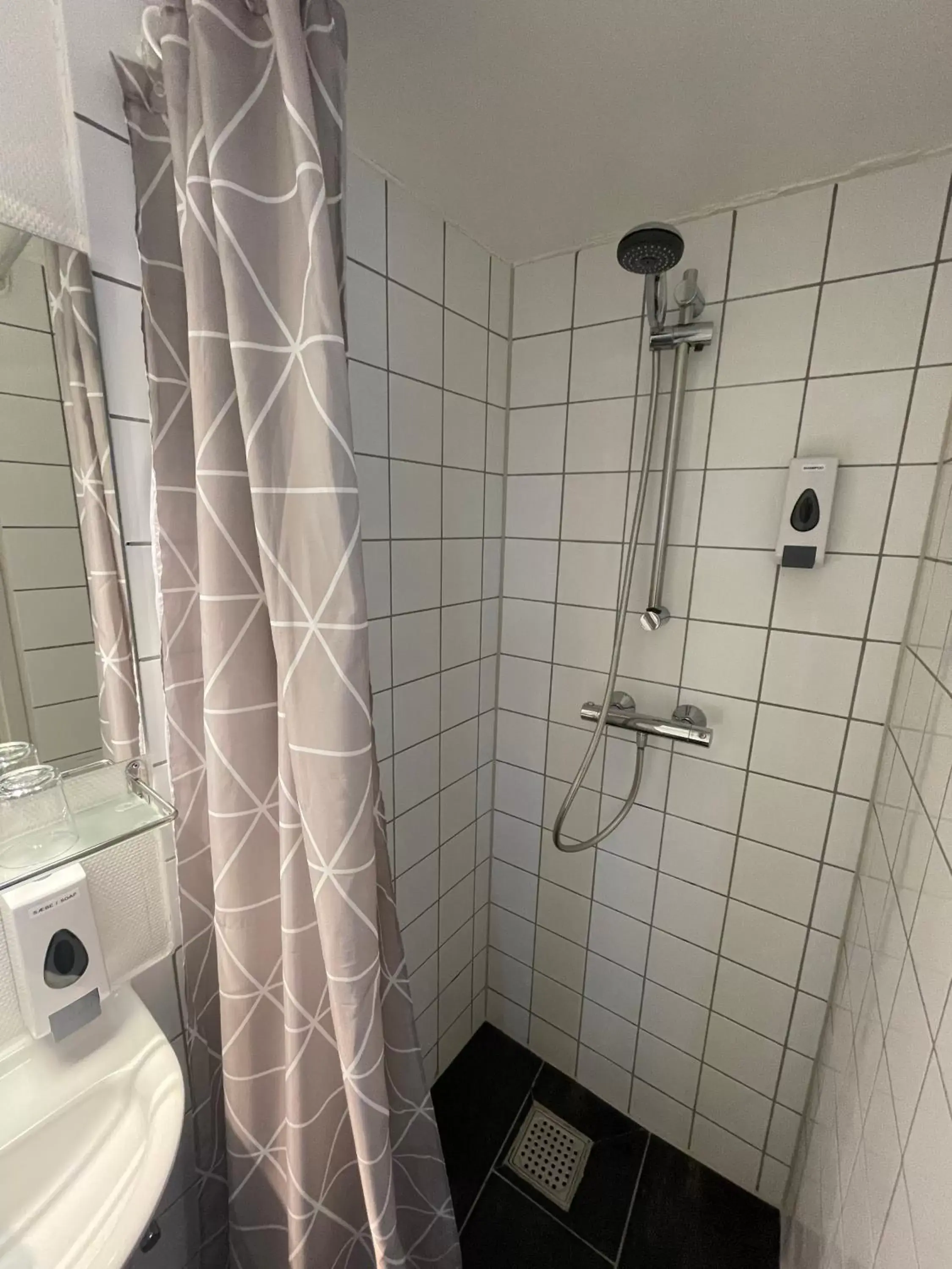 Bathroom in Hotel Skandia